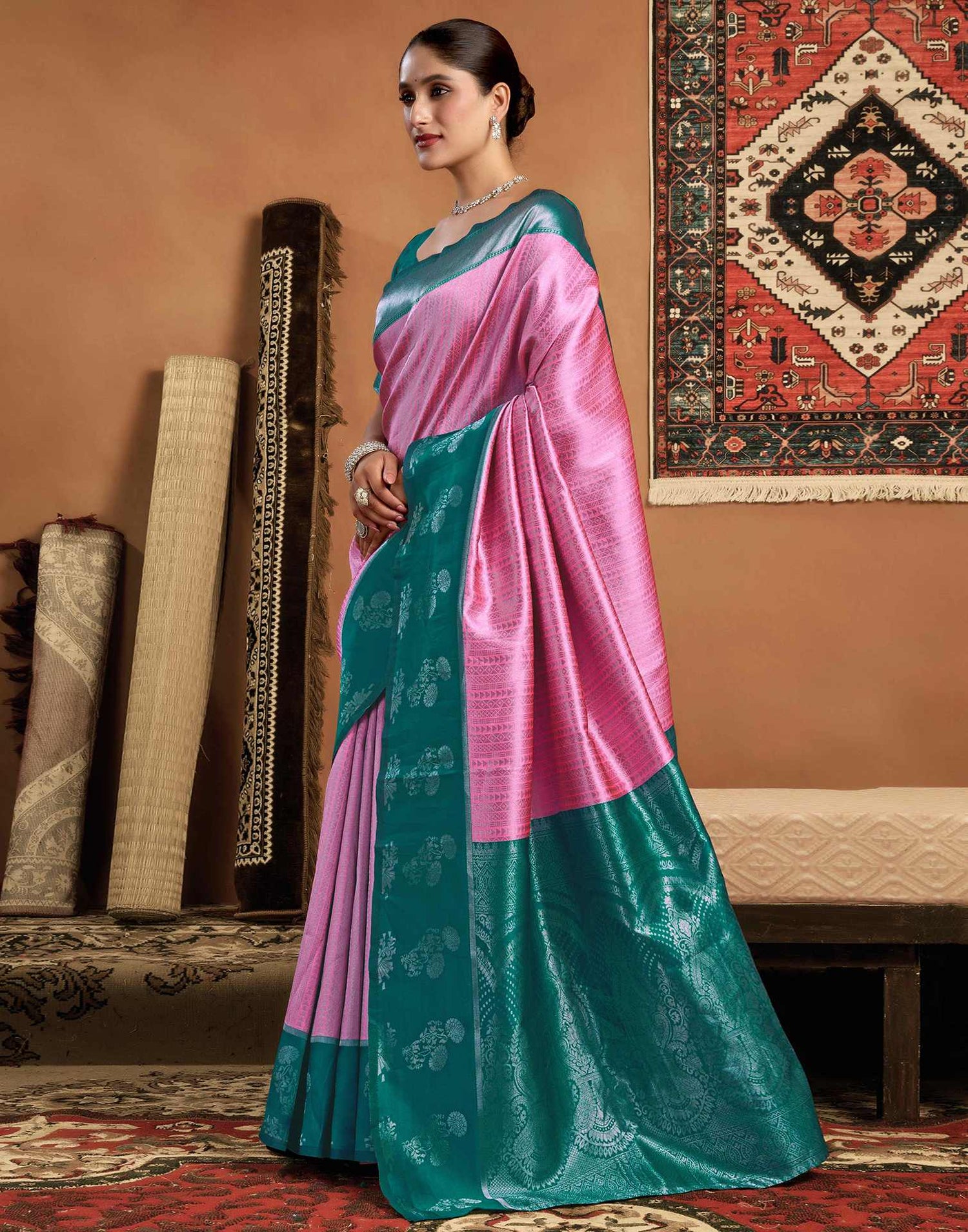 Pink Silk Woven Kanjivaram Saree
