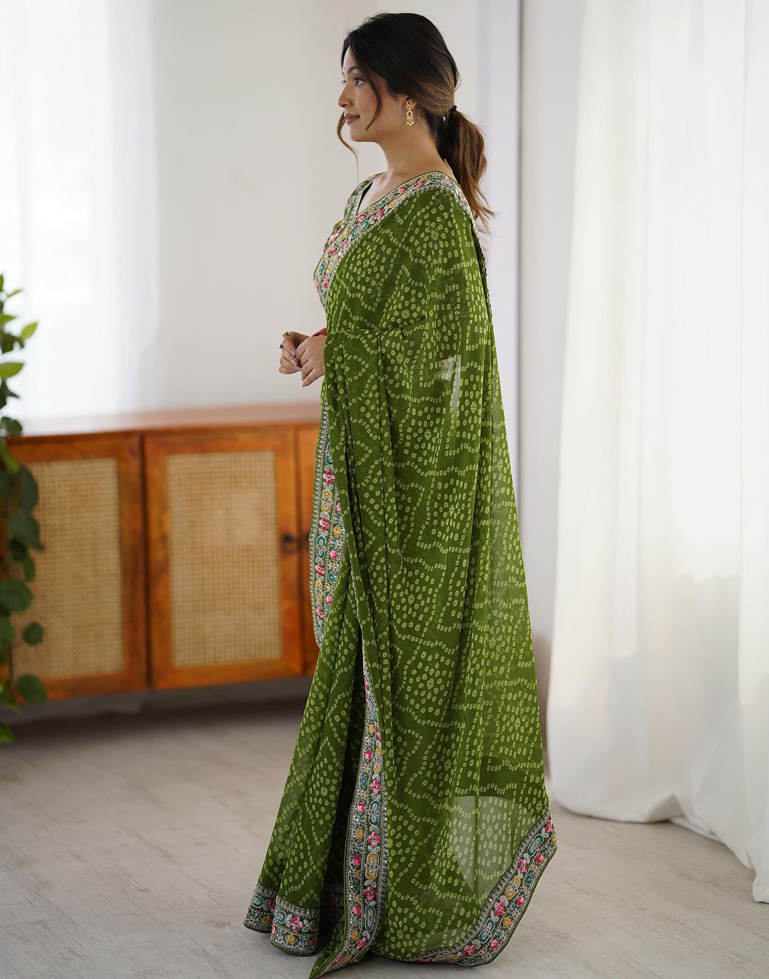 Green Georgette Printed Bandhani Saree