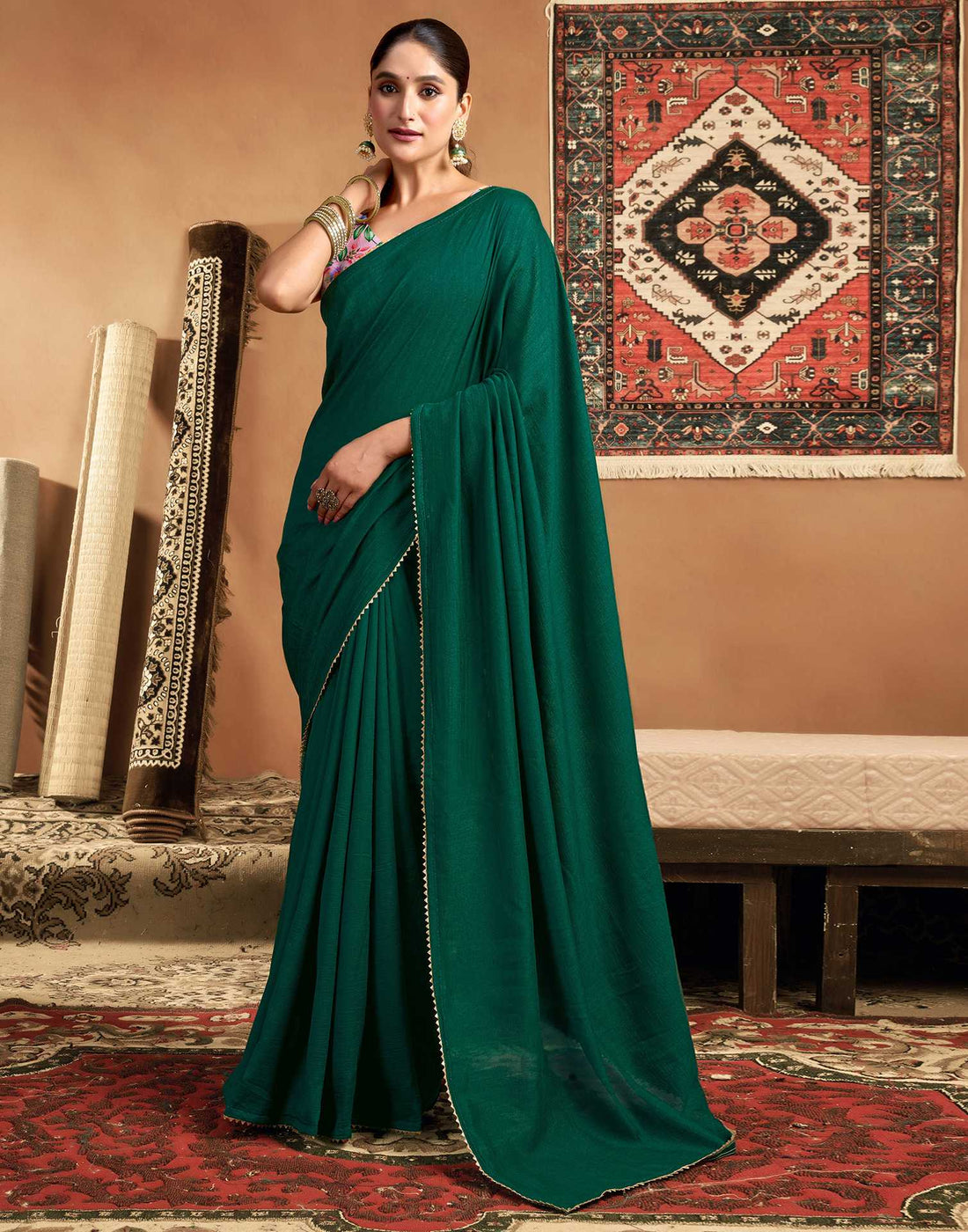 Green Vichitra Silk Lace Plain Saree