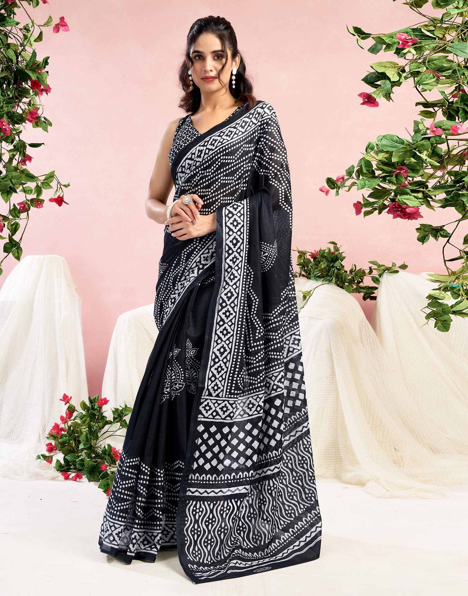 Black Cotton Printed Saree