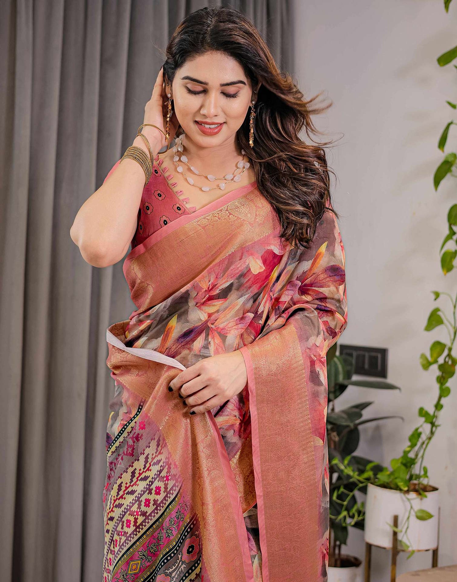 Dusty Pink Linen Printed Saree