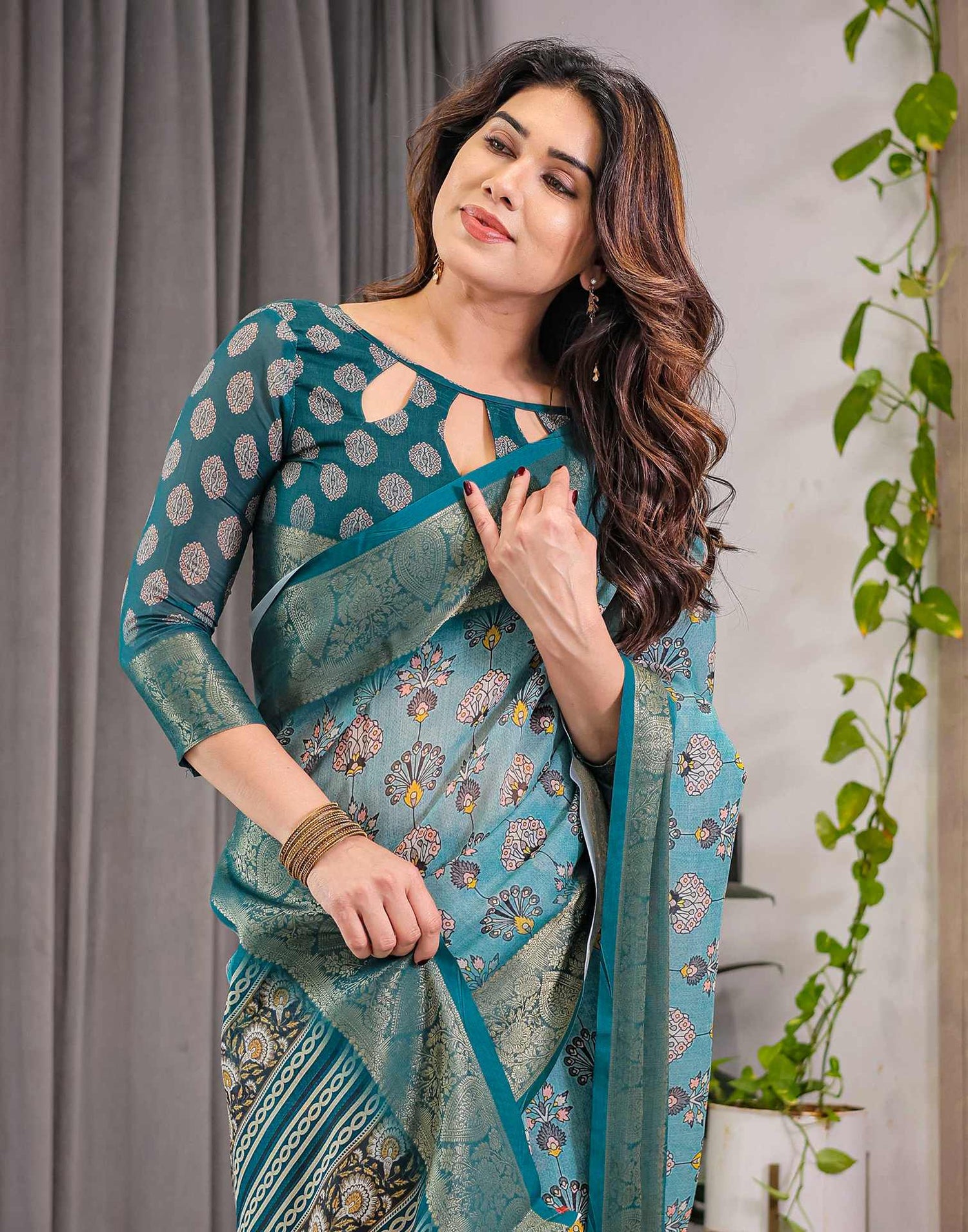 Sea Green Linen Printed Saree