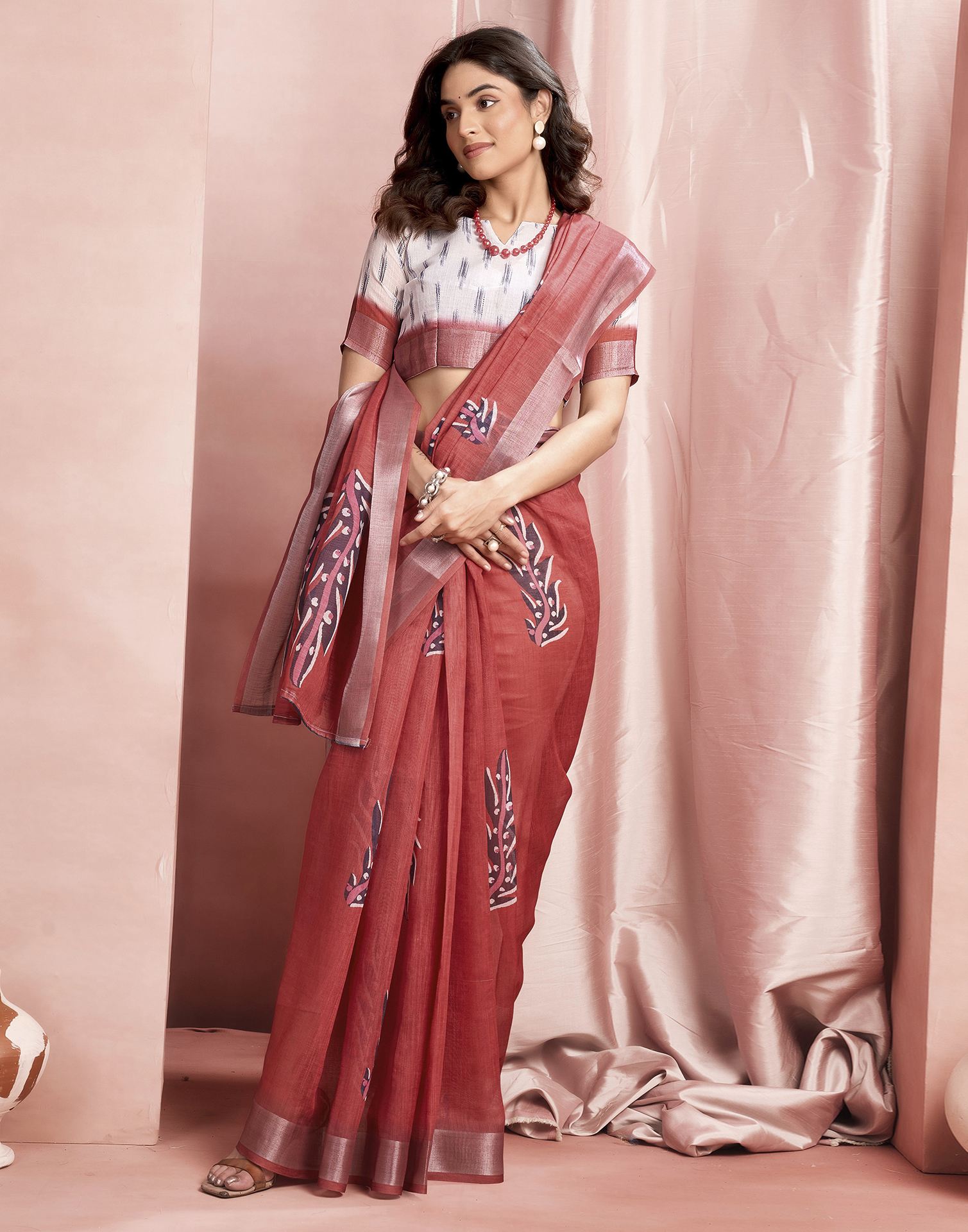 Red Cotton Linen Printed Saree