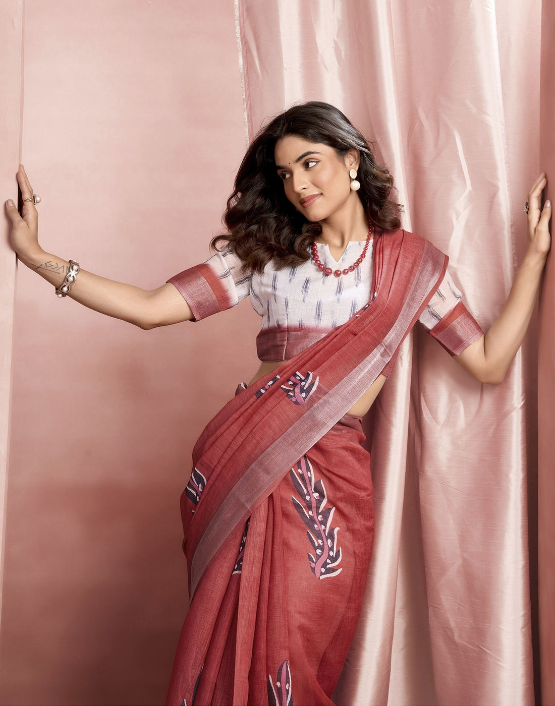 Red Cotton Linen Printed Saree