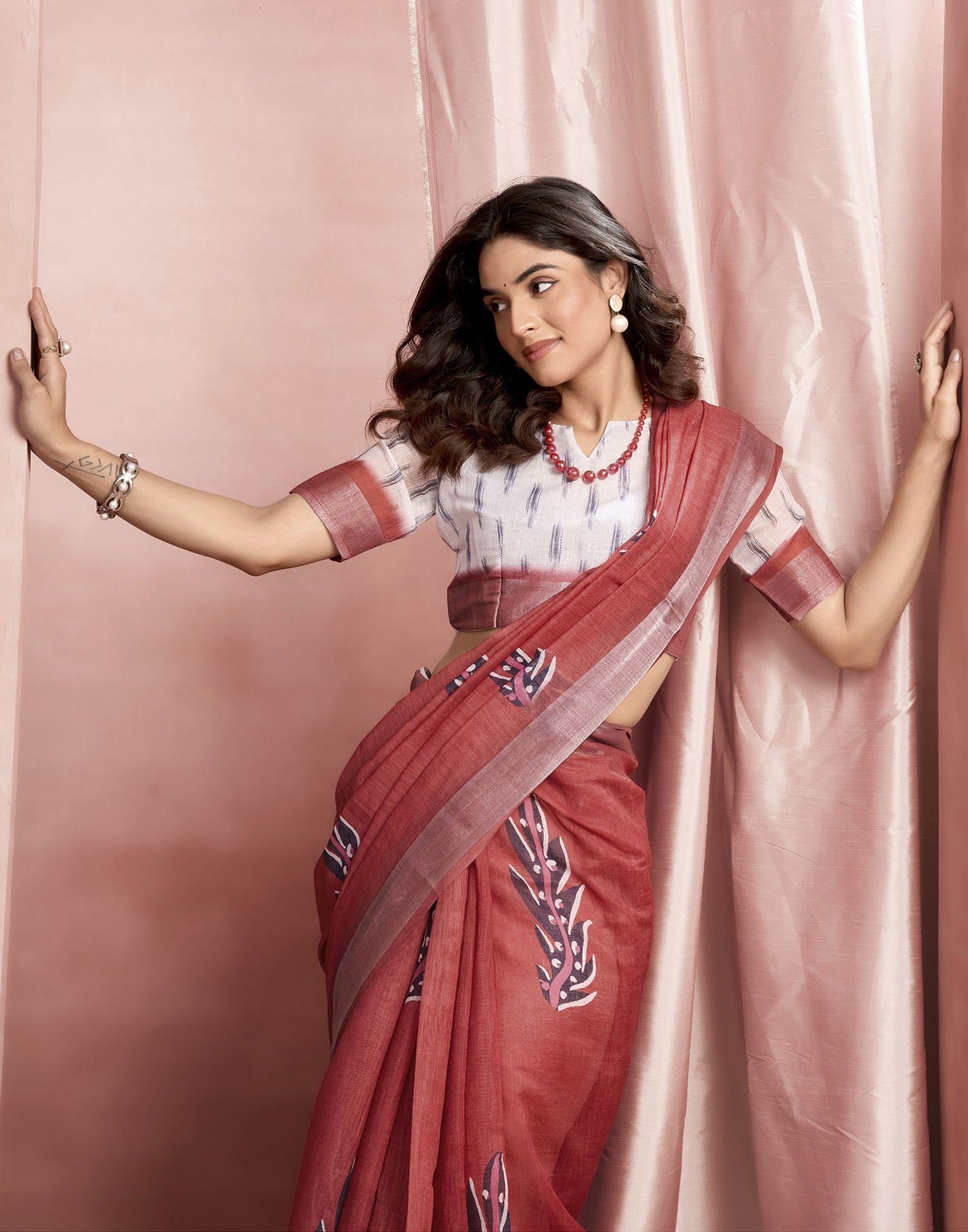 Red Cotton Linen Printed Saree