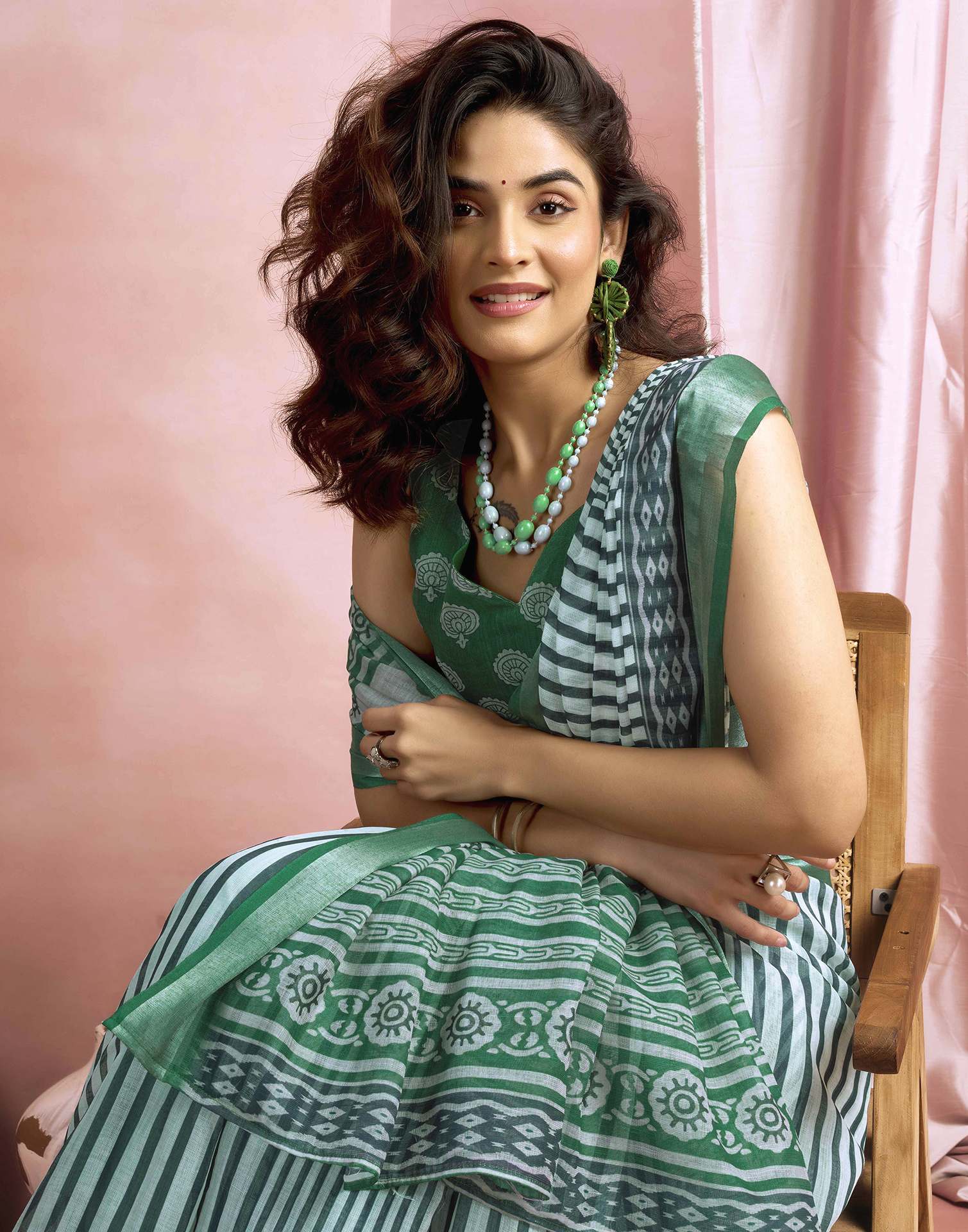 White Cotton Linen Printed Saree