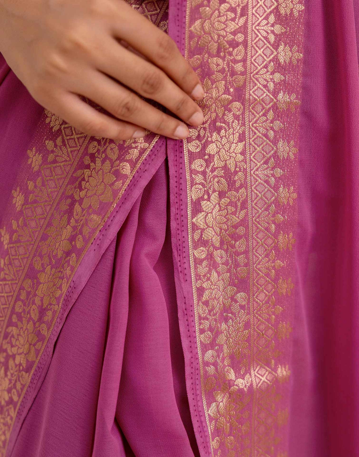 Light Purple Chiffon Woven Saree