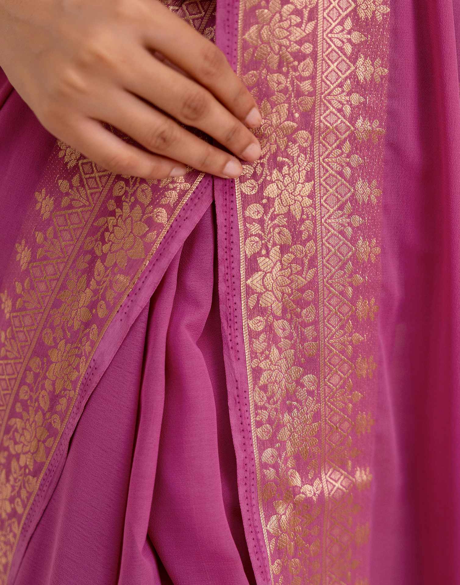 Light Purple Chiffon Woven Saree