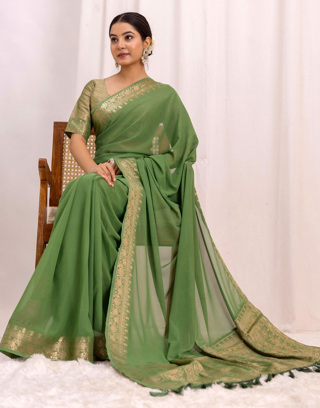 Fern Green Chiffon Woven Saree