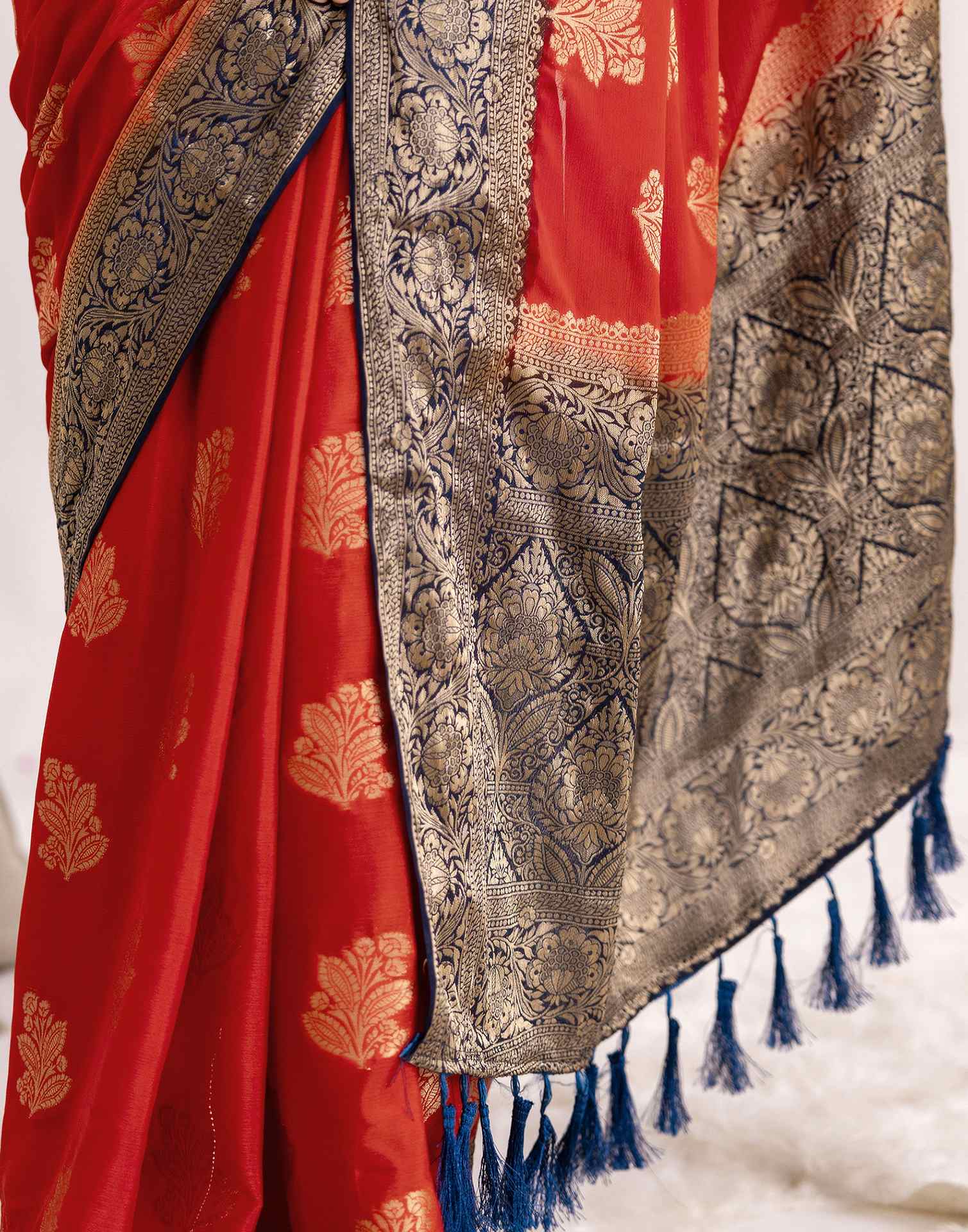 Red Chiffon Woven Saree