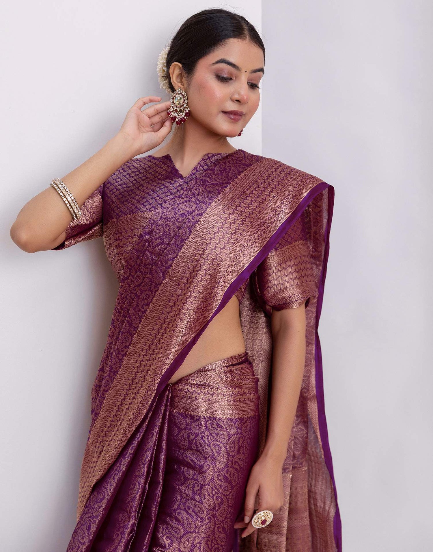 Dark Purple Silk Woven Kanjivaram Saree
