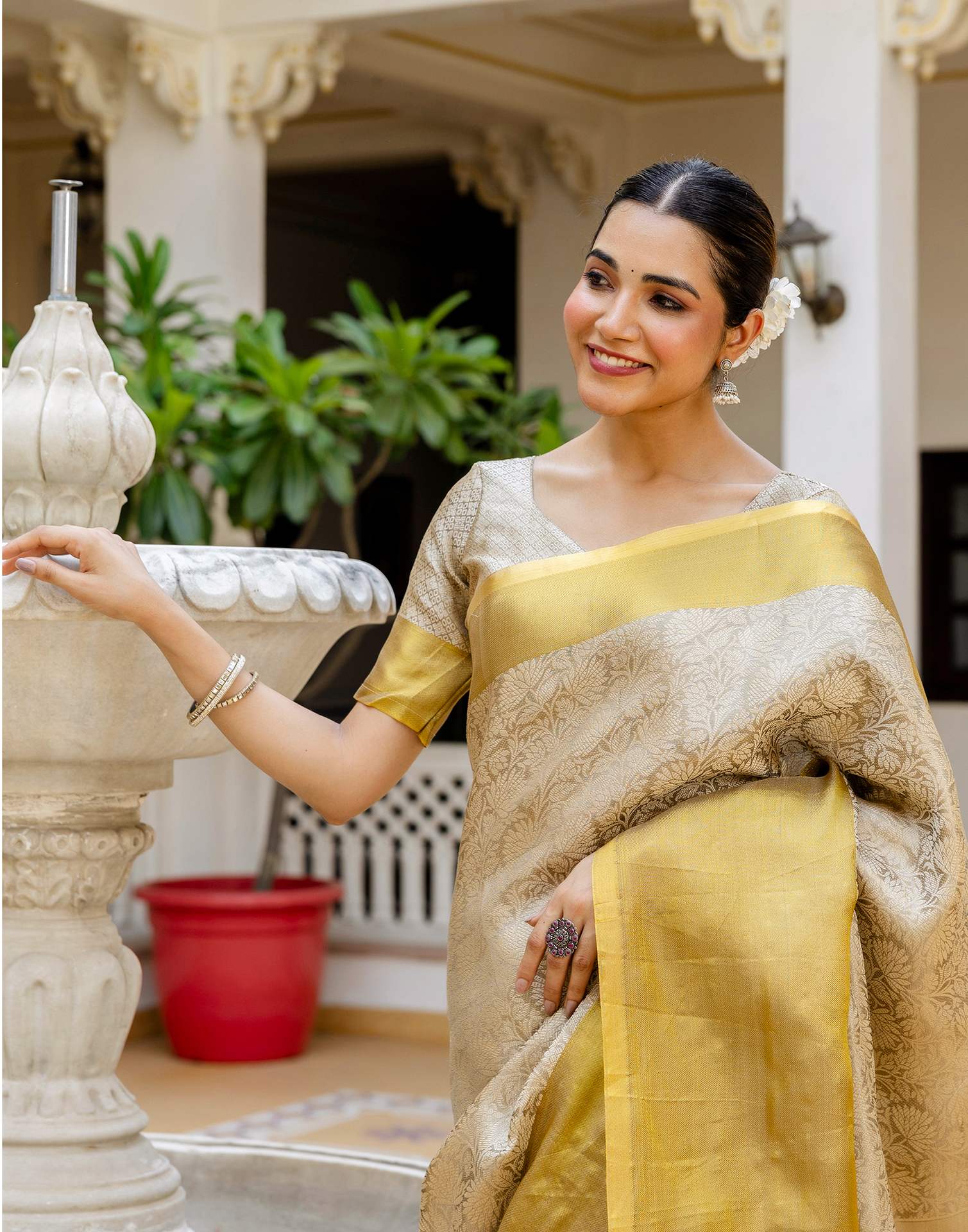 Dark Beige Silk Woven Kanjivaram Saree