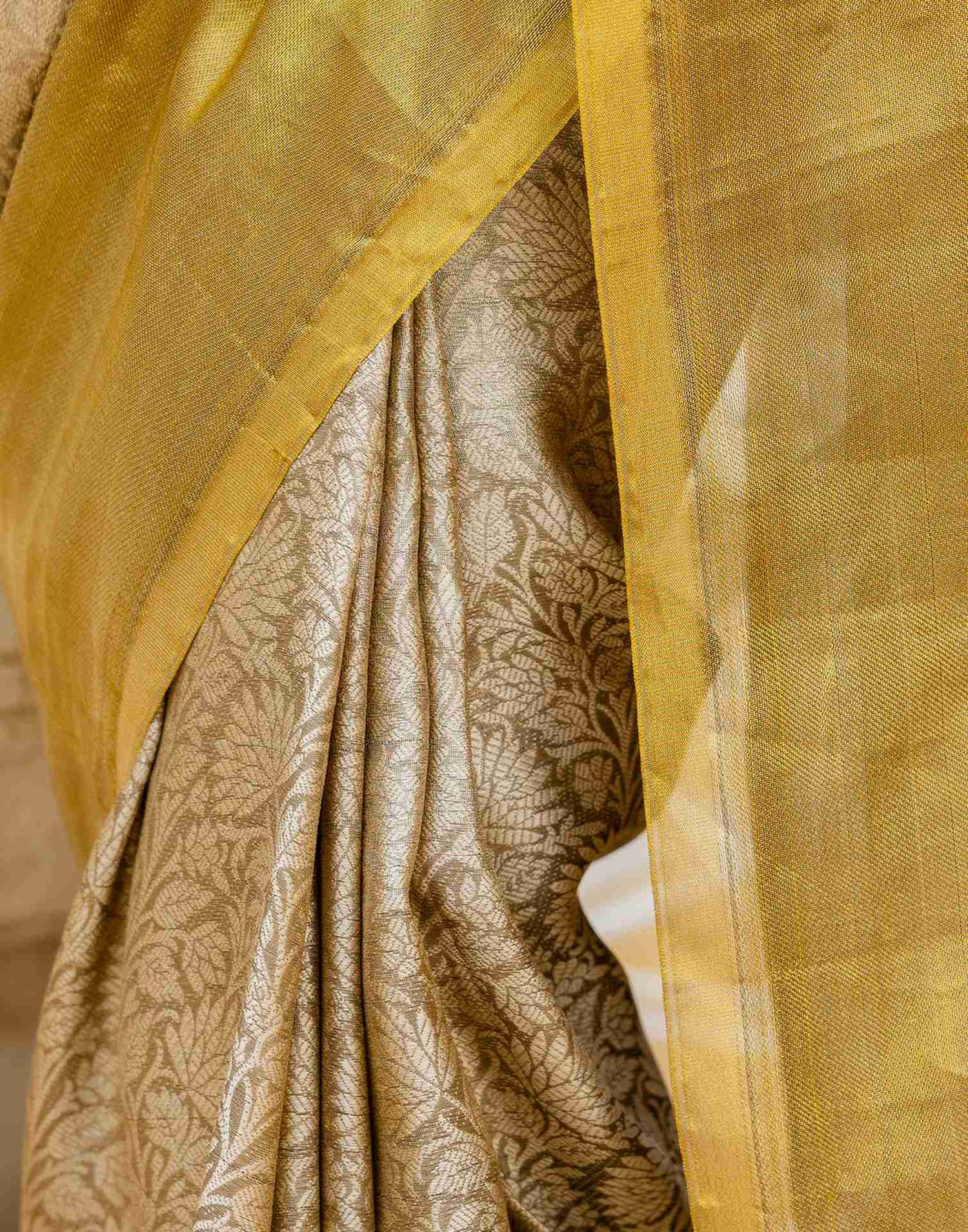 Dark Beige Silk Woven Kanjivaram Saree
