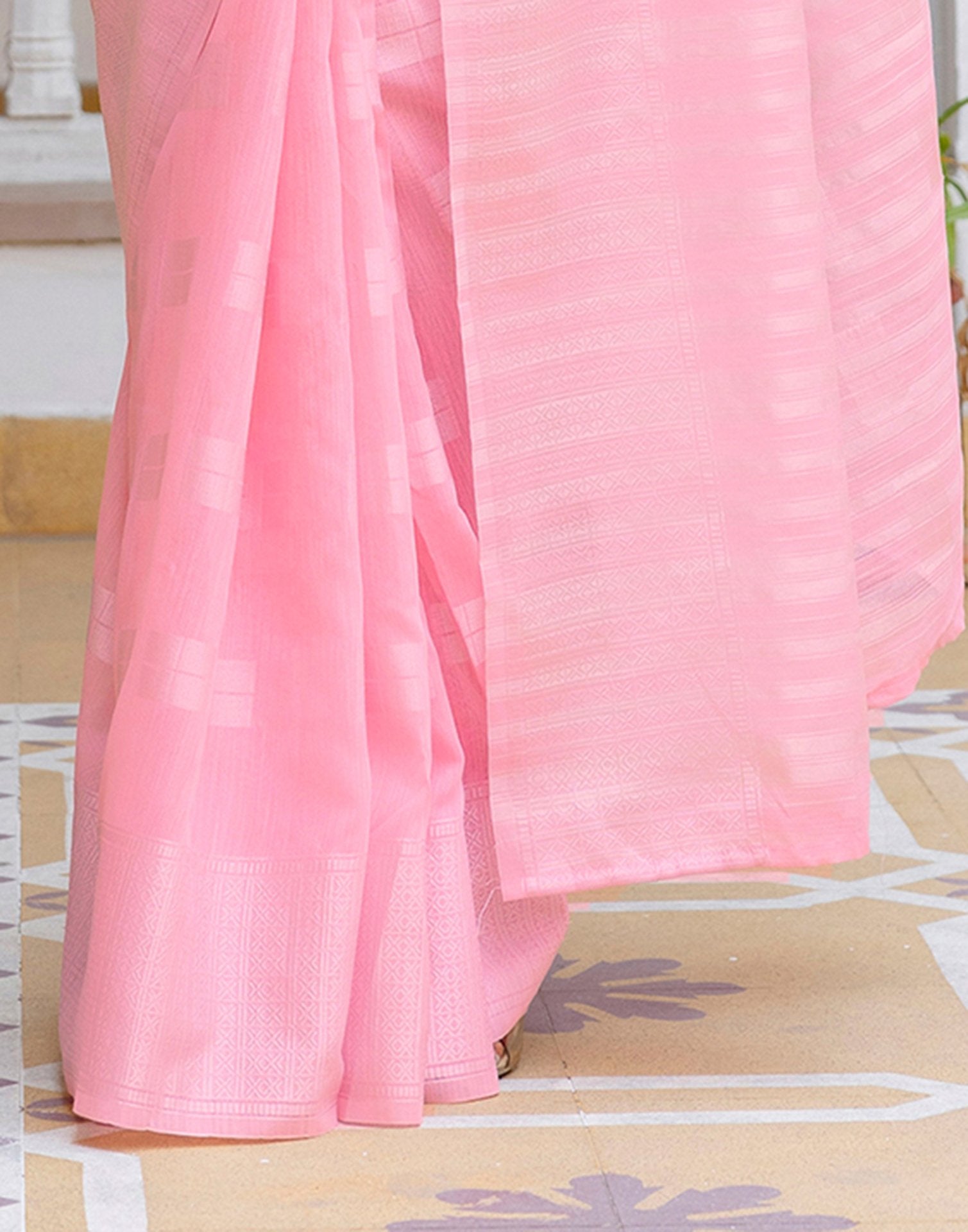 Pink Linen Woven Saree