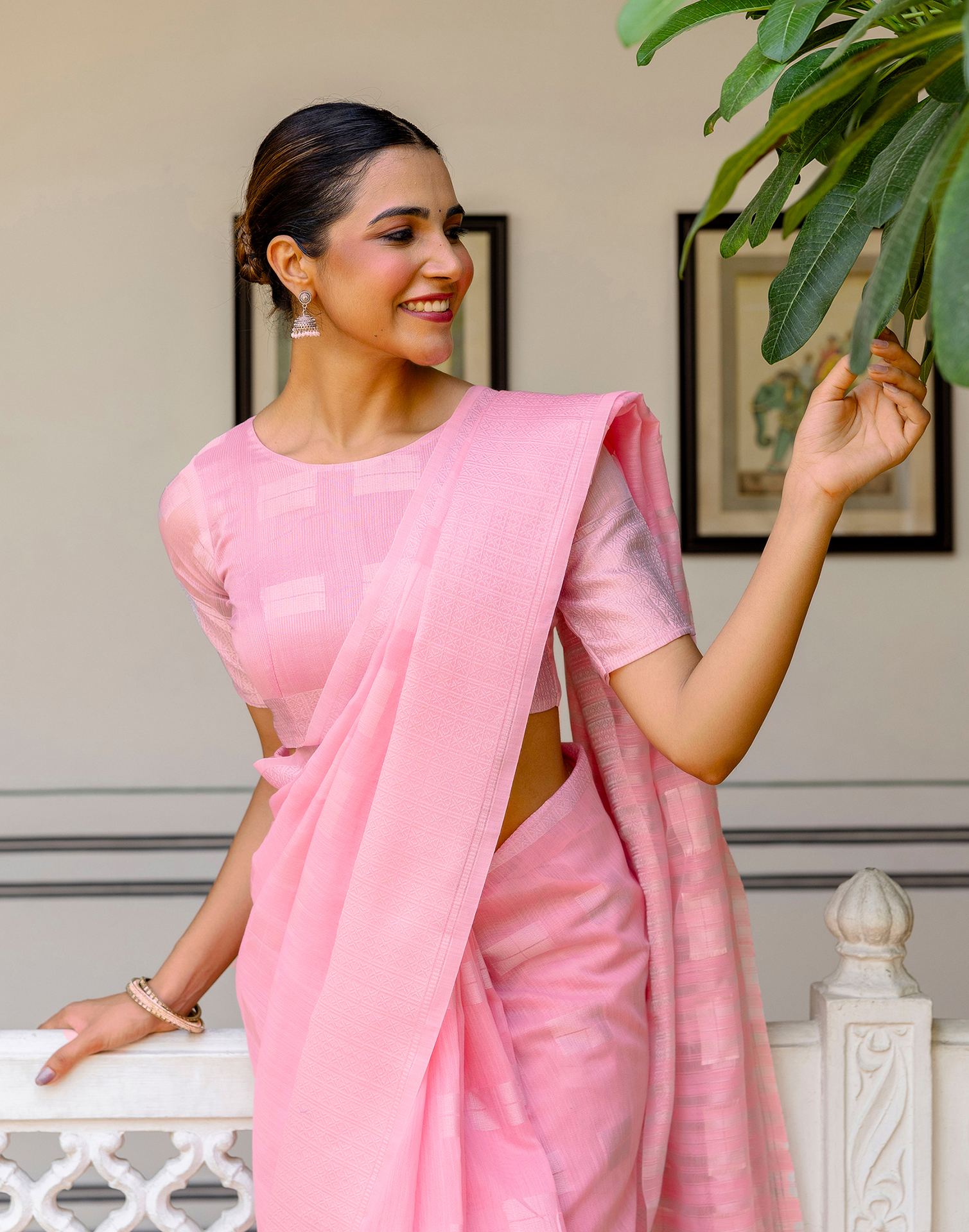 Pink Linen Woven Saree