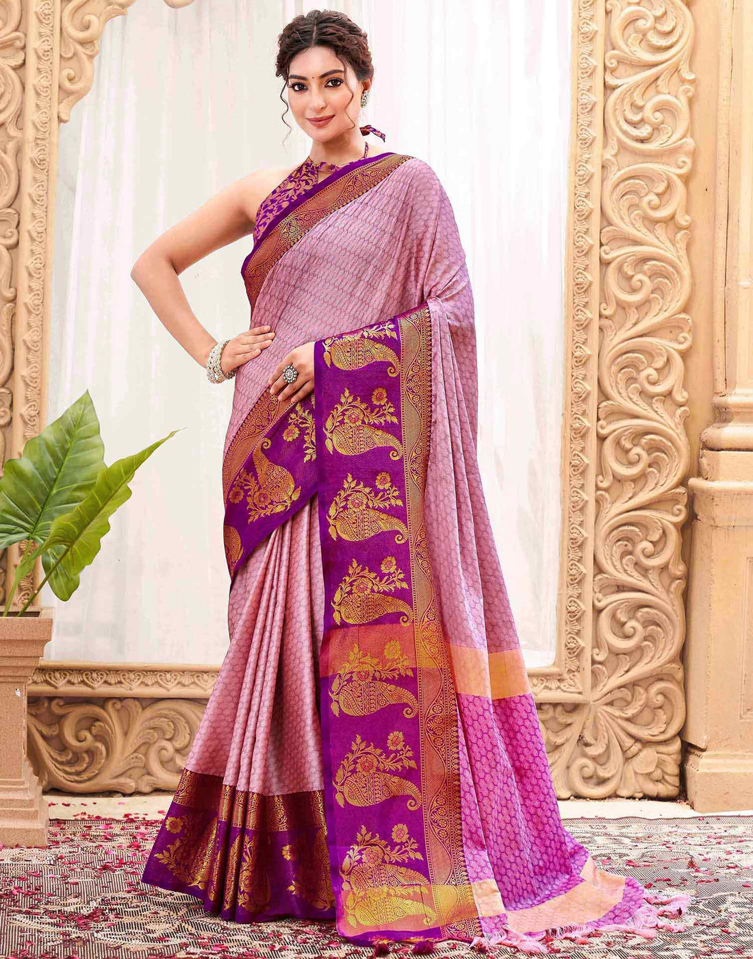 Pink Silk Woven Kanjivaram Saree