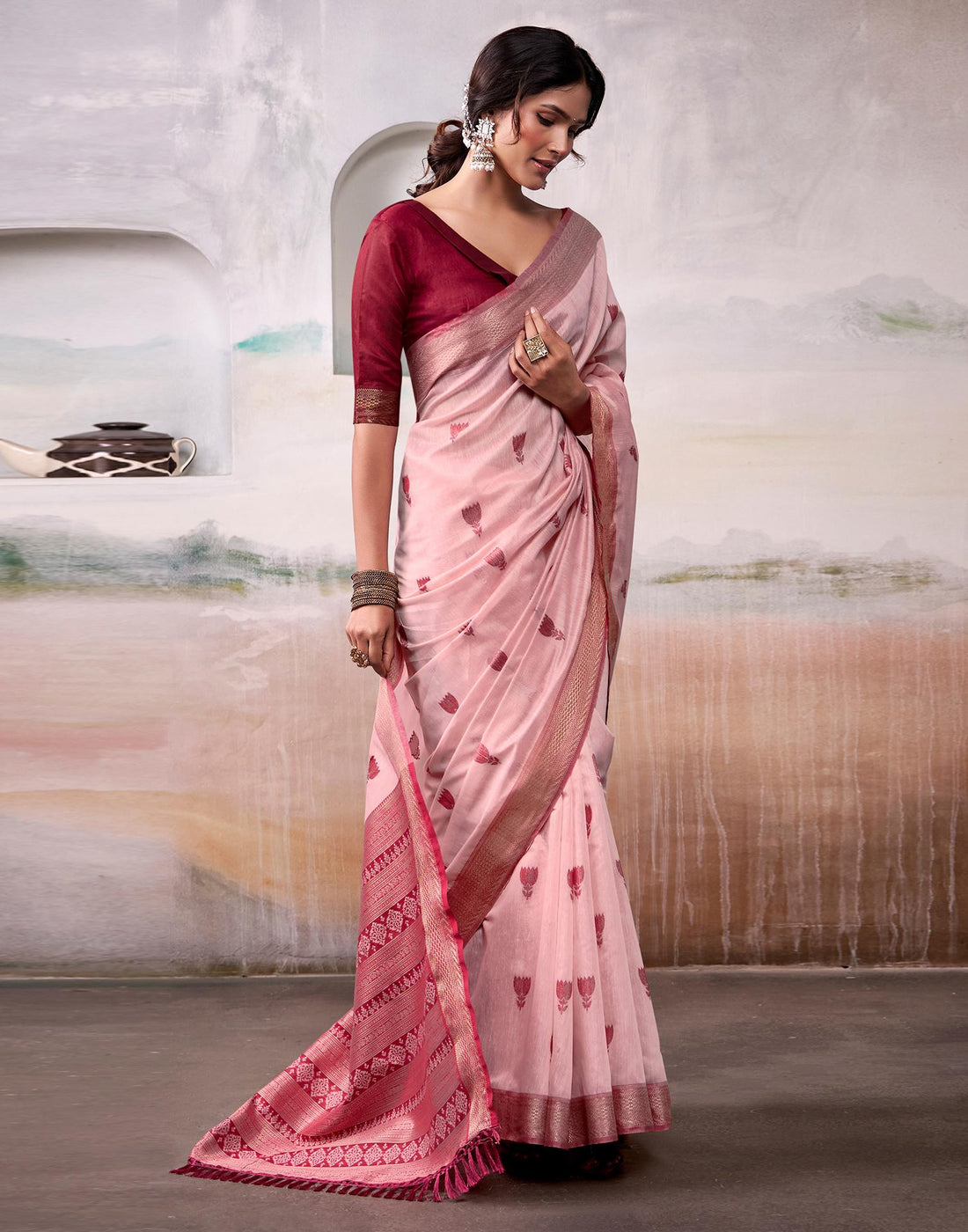 Pink Cotton Woven Saree