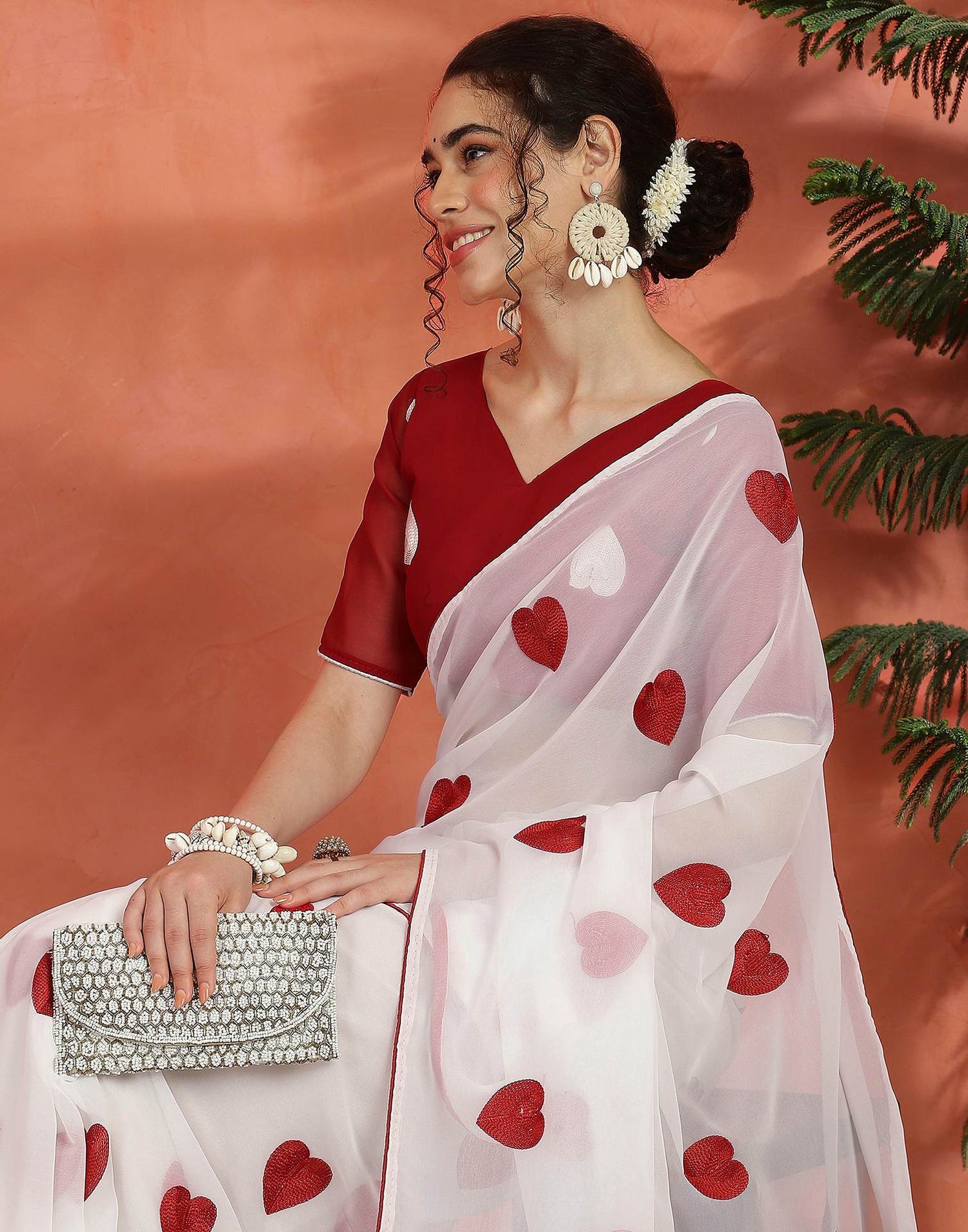 White Georgette Embroidery Saree