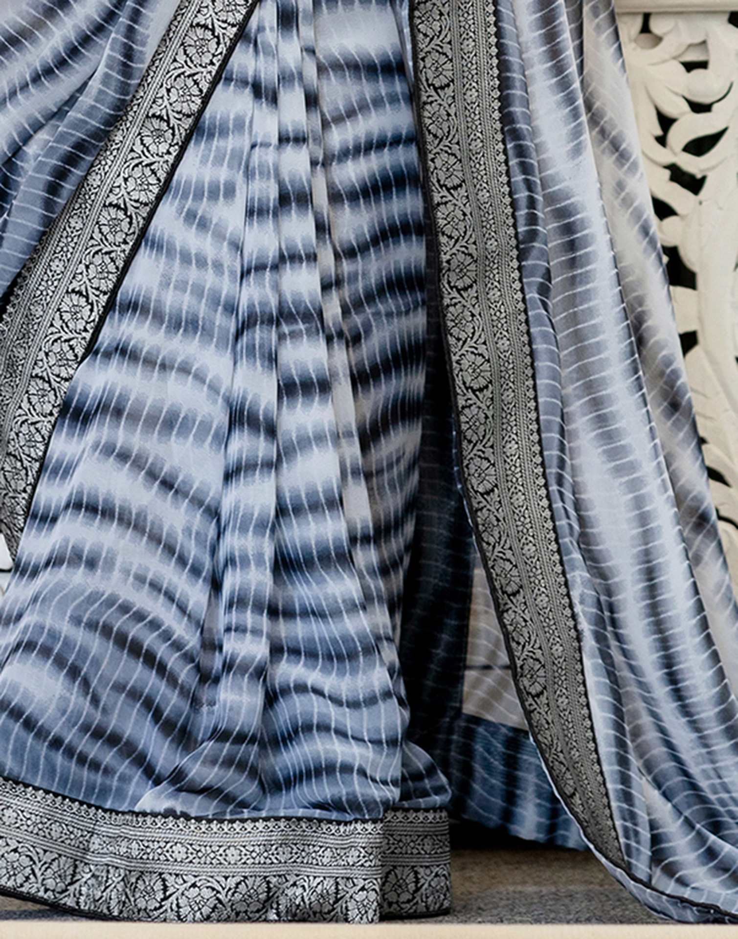Off White Georgette Printed Laheriya Saree