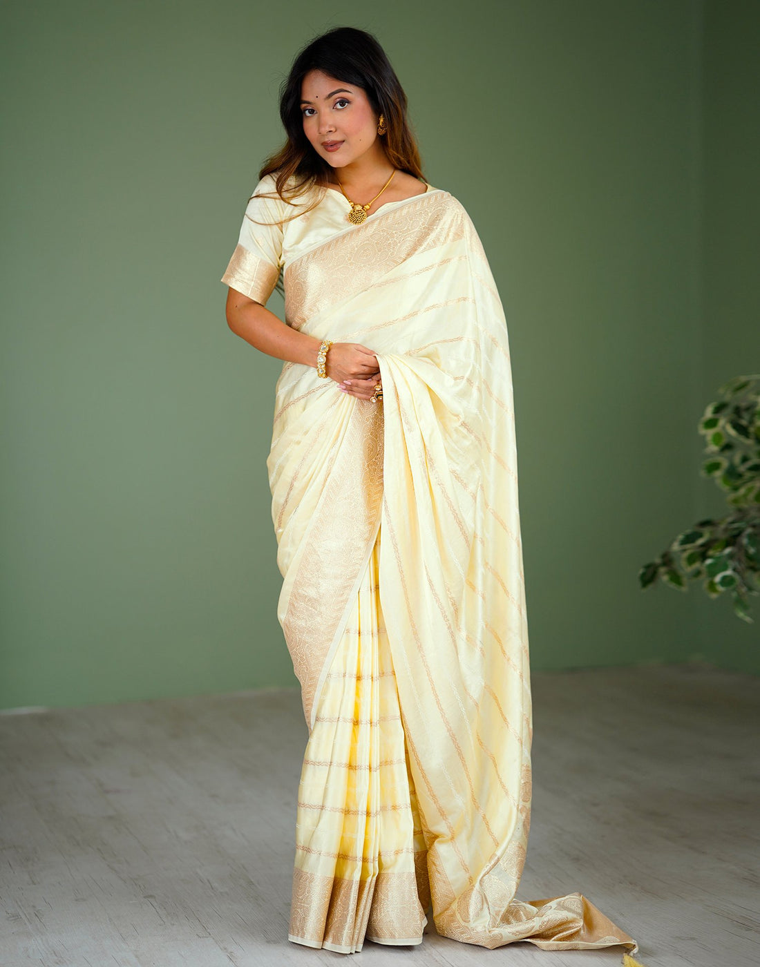 Cream Silk Woven Kanjivaram Saree