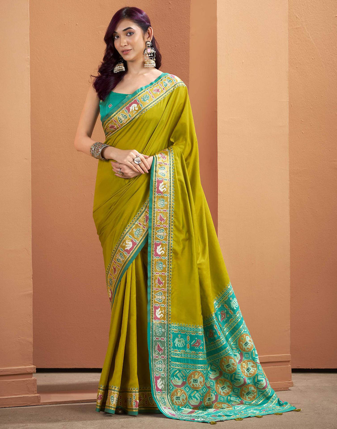 Mehandi Green Silk Woven Patola Saree