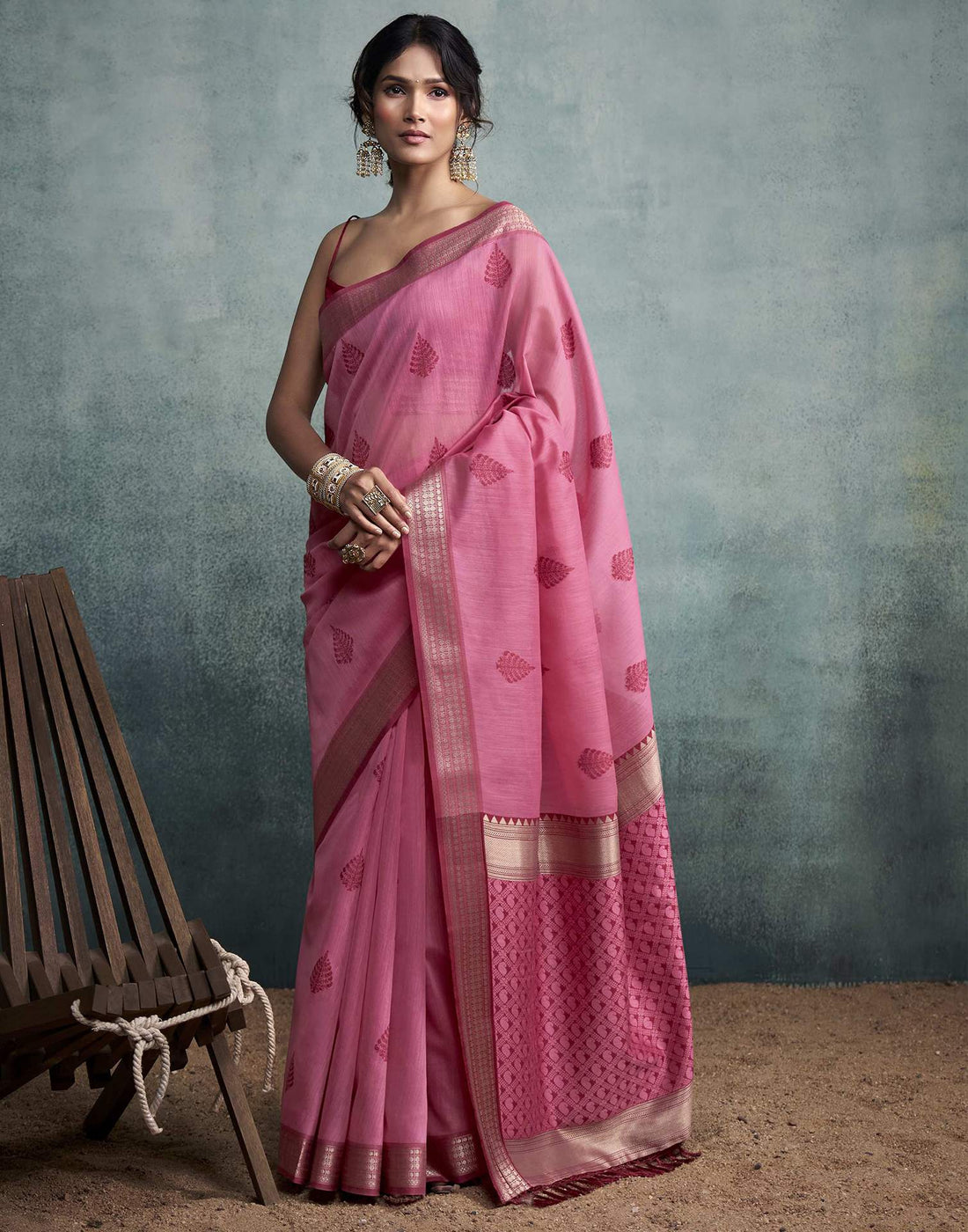 Pink Cotton Woven Saree
