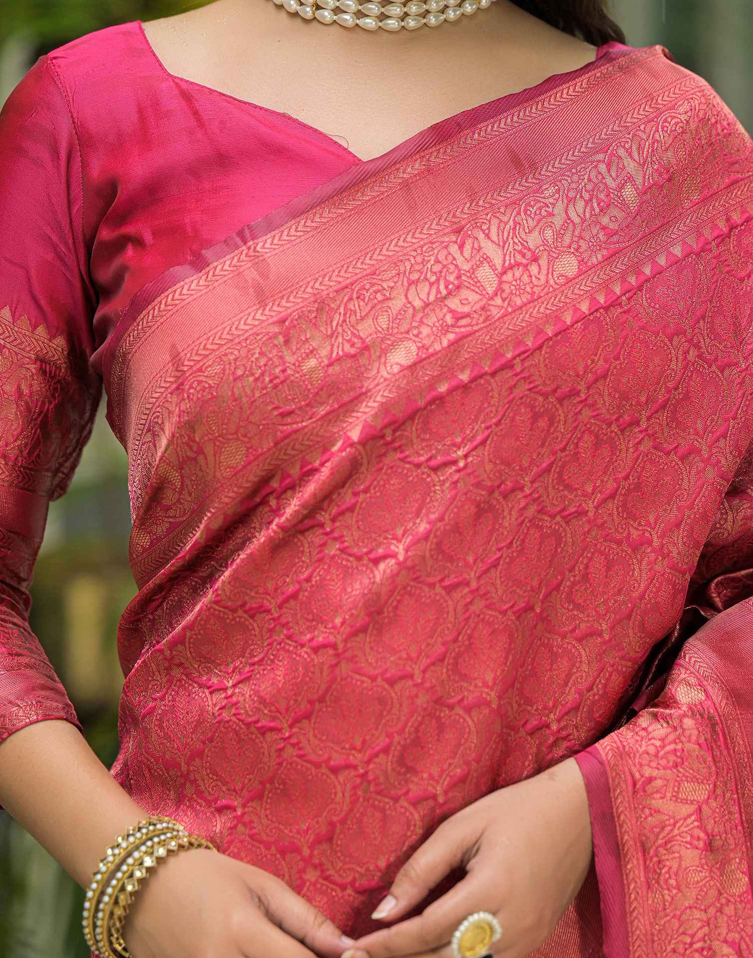 Dark Pink Silk Woven Banarasi Saree