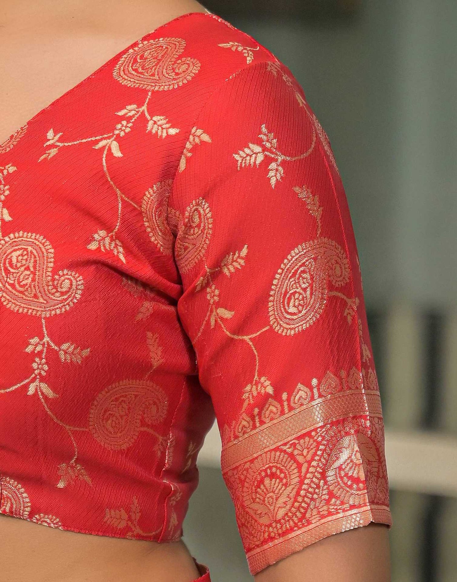 Off White Silk Woven Banarasi Saree