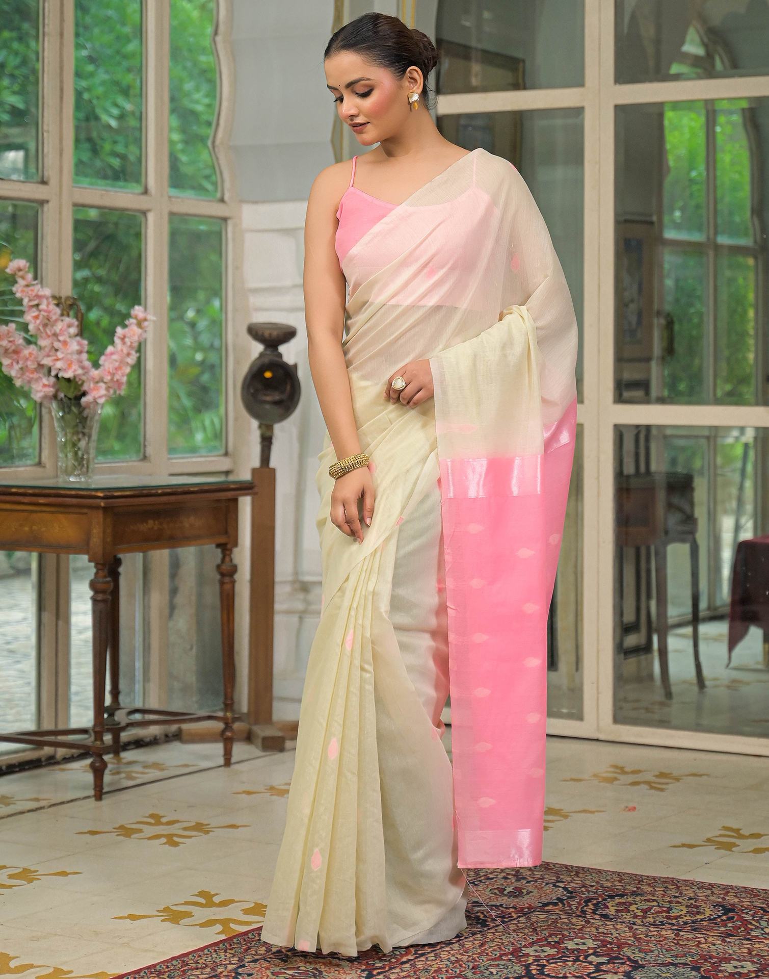 Cream. Pink Linen Woven Saree
