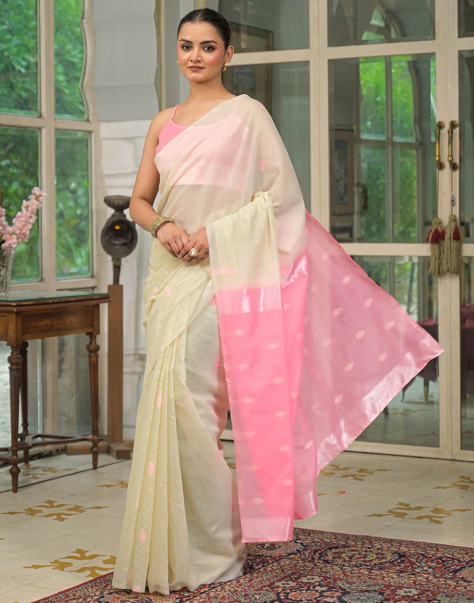 Cream. Pink Linen Woven Saree