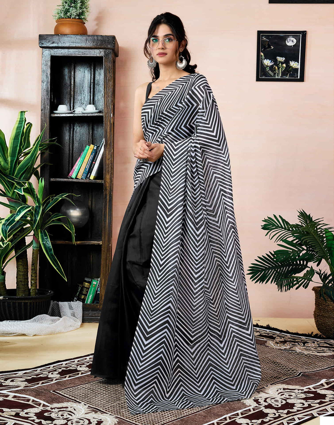 Ready To Wear Black Chanderi Printed Saree With Pocket