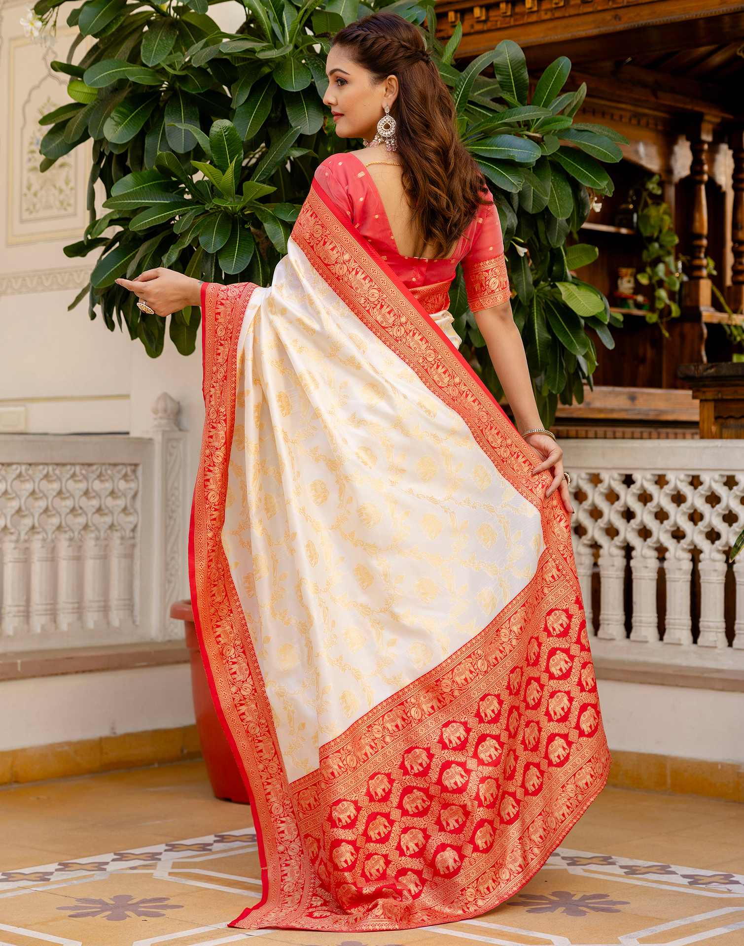 Off White Silk Woven Banarasi Saree