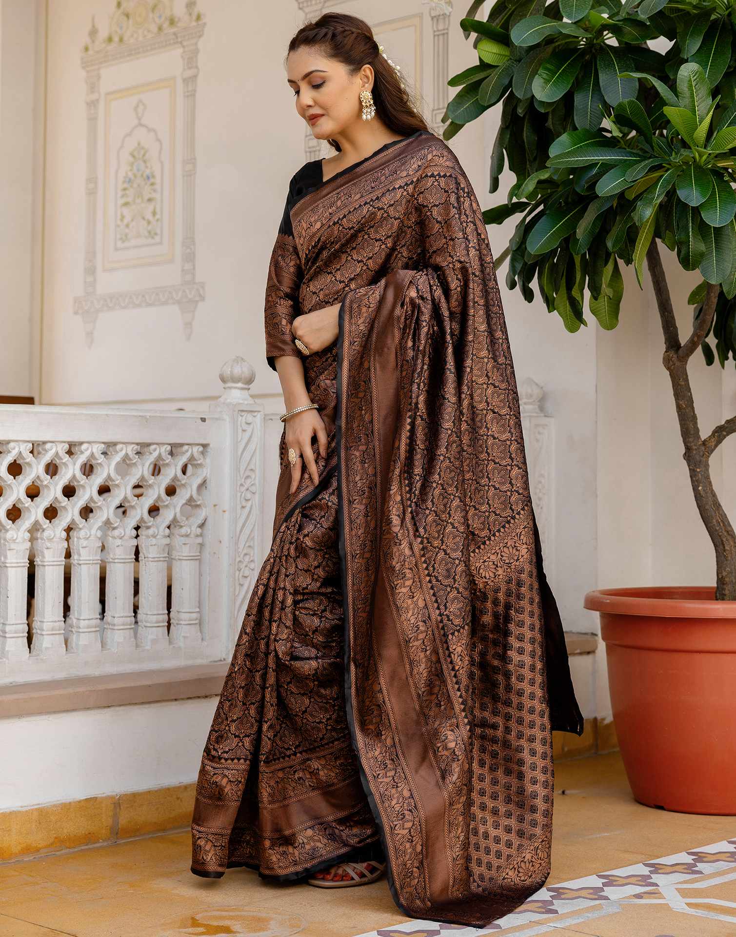 Black Silk Woven Kanjivaram Saree