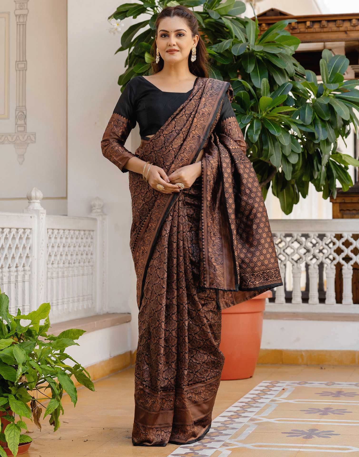 Black Silk Woven Kanjivaram Saree