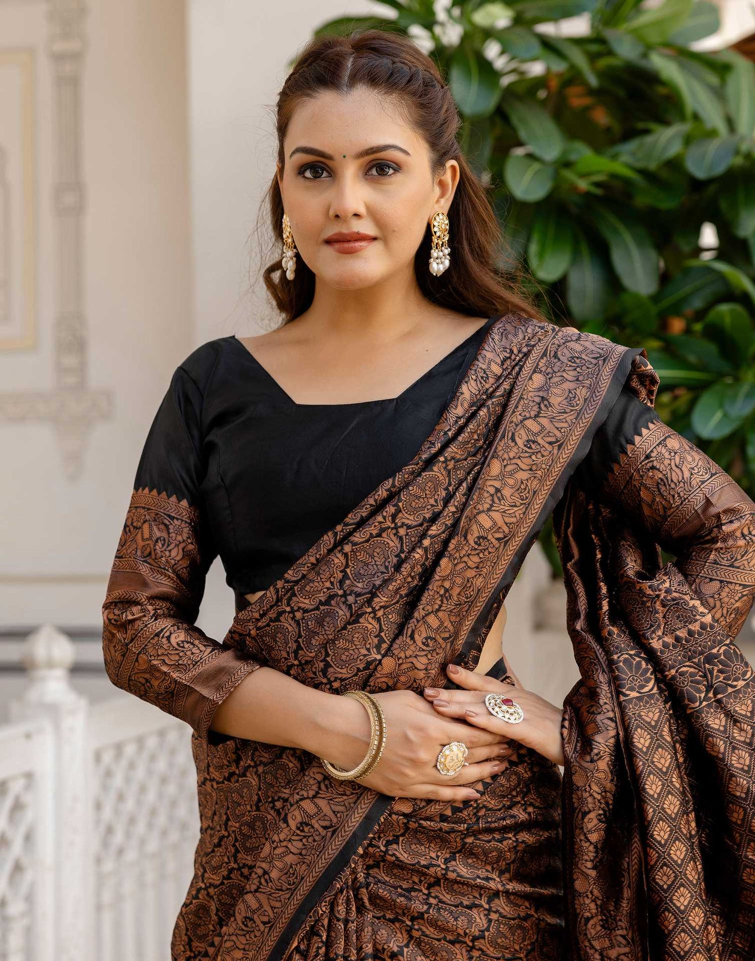 Black Silk Woven Kanjivaram Saree