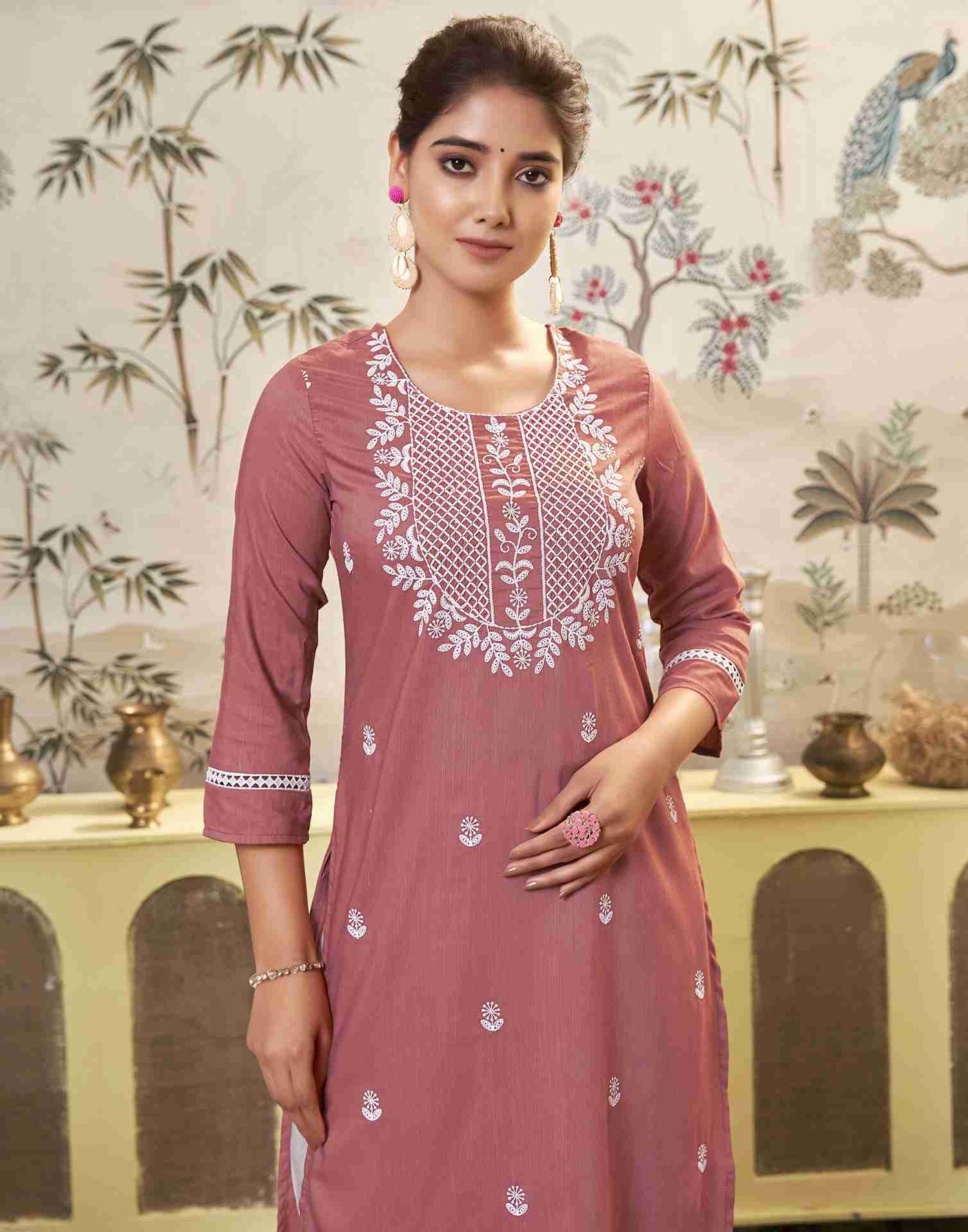 Dusty Pink Embroidery Chinnon Straight Kurta