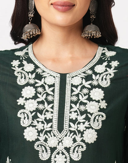 Green Cotton Embroidery Straight Kurti