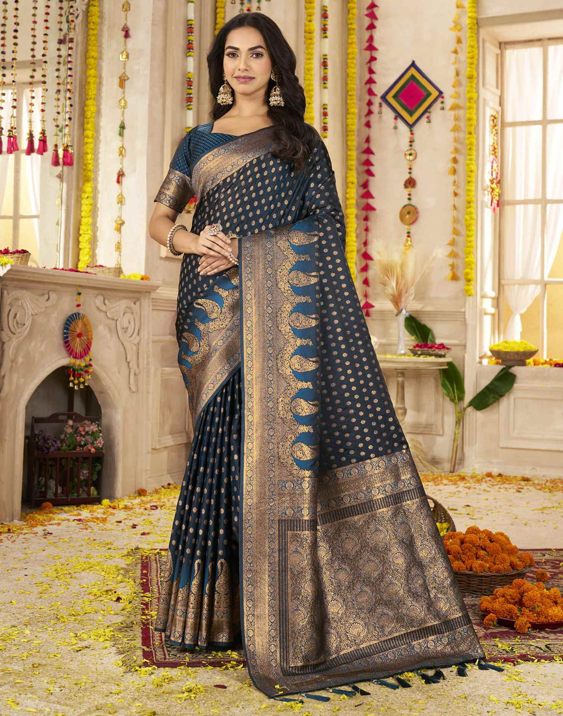 Dark Rama Green Silk Woven Banarasi Saree