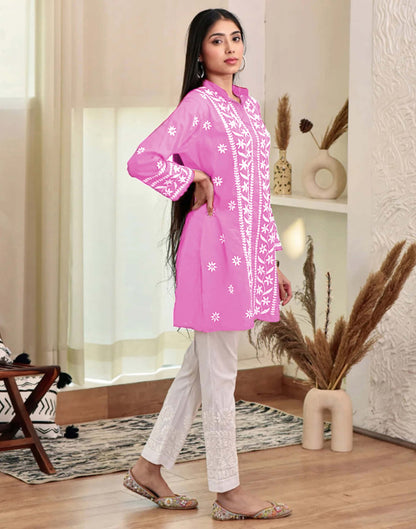 Light Pink Chikankari Embroidery Rayon Straight Kurta