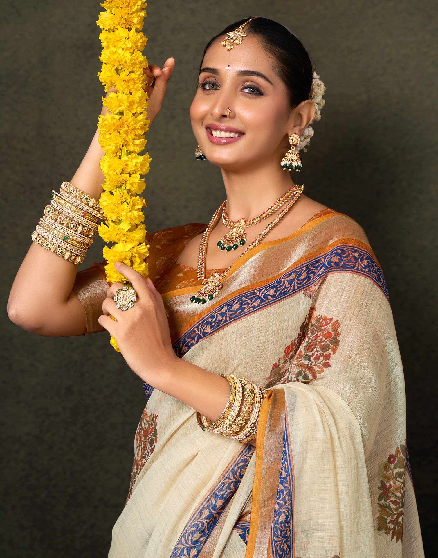 Beige Cotton Printed Saree