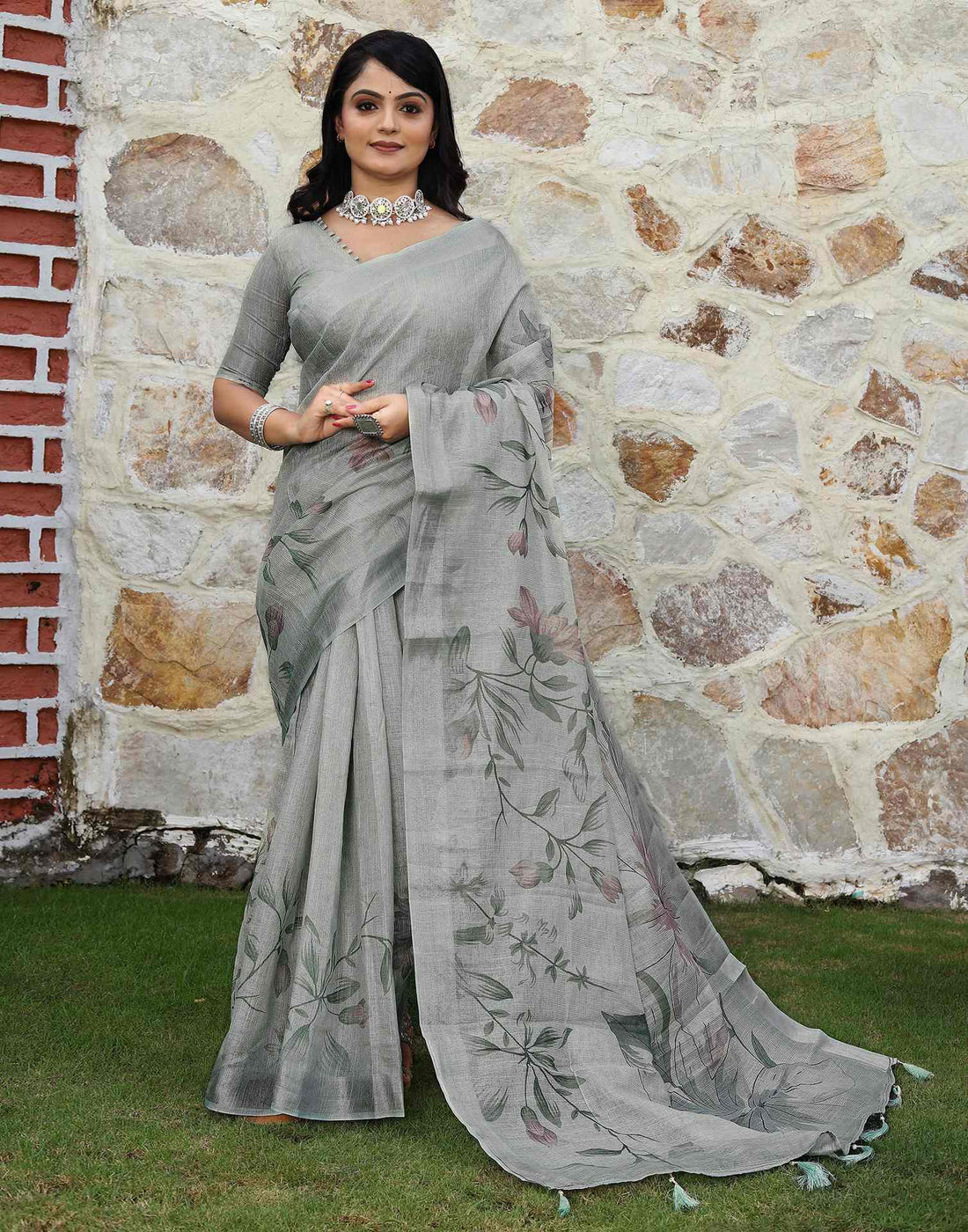 Grey Cotton Floral Printed Saree