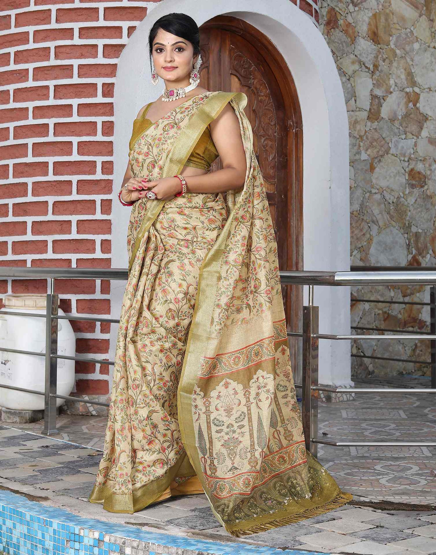 Beige Cotton Floral Printed Saree