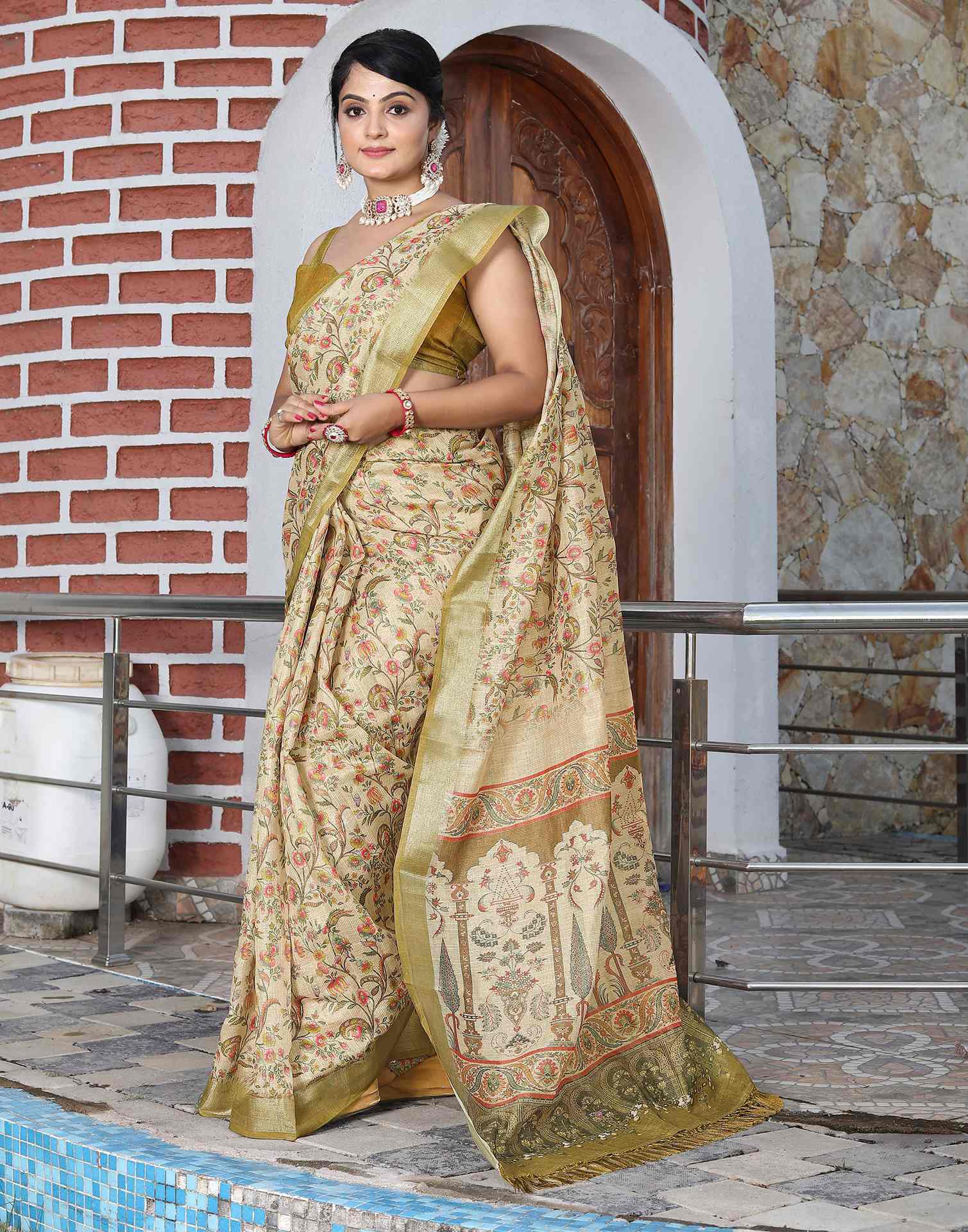 Beige Cotton Floral Printed Saree