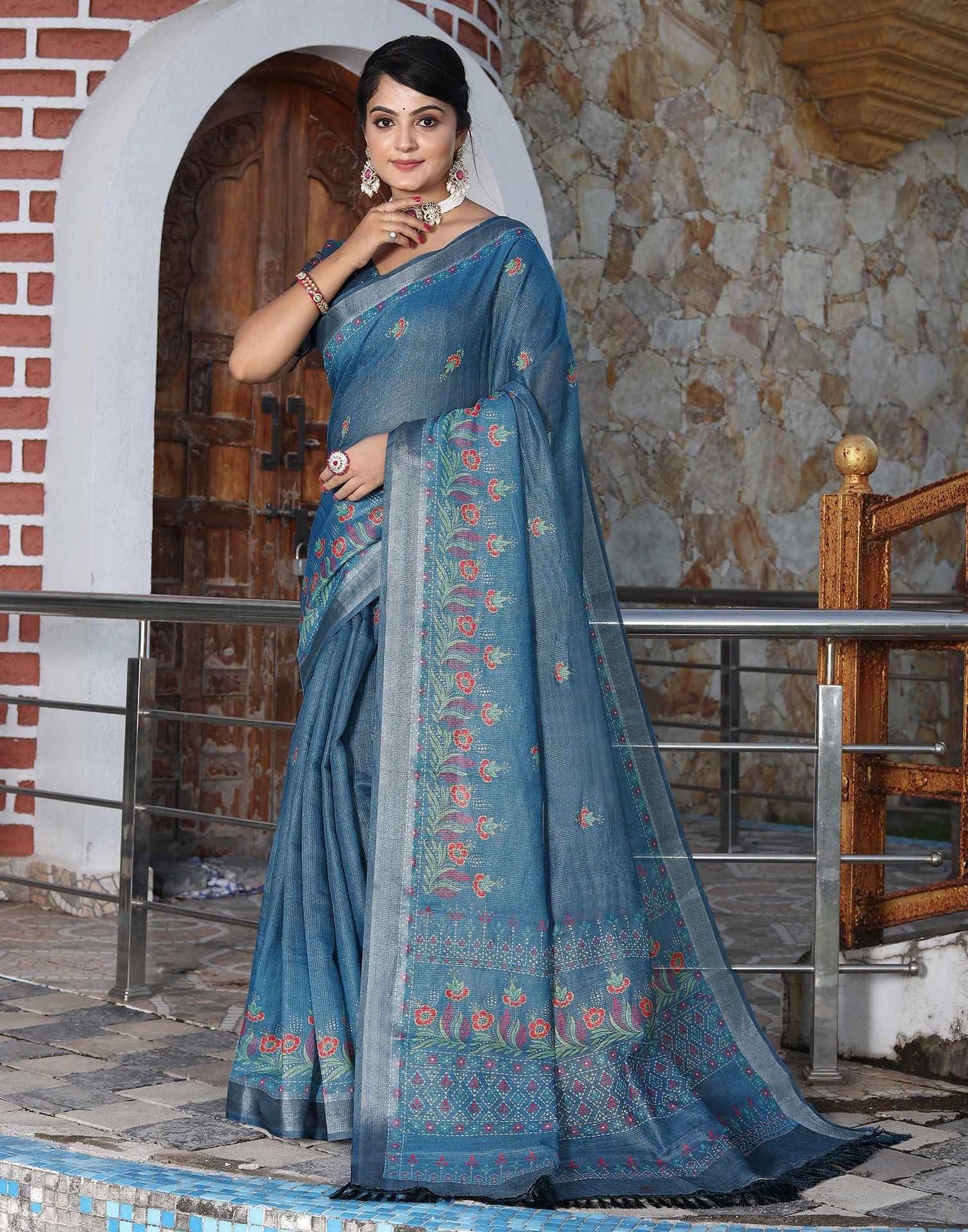 Blue Cotton Floral Printed Saree