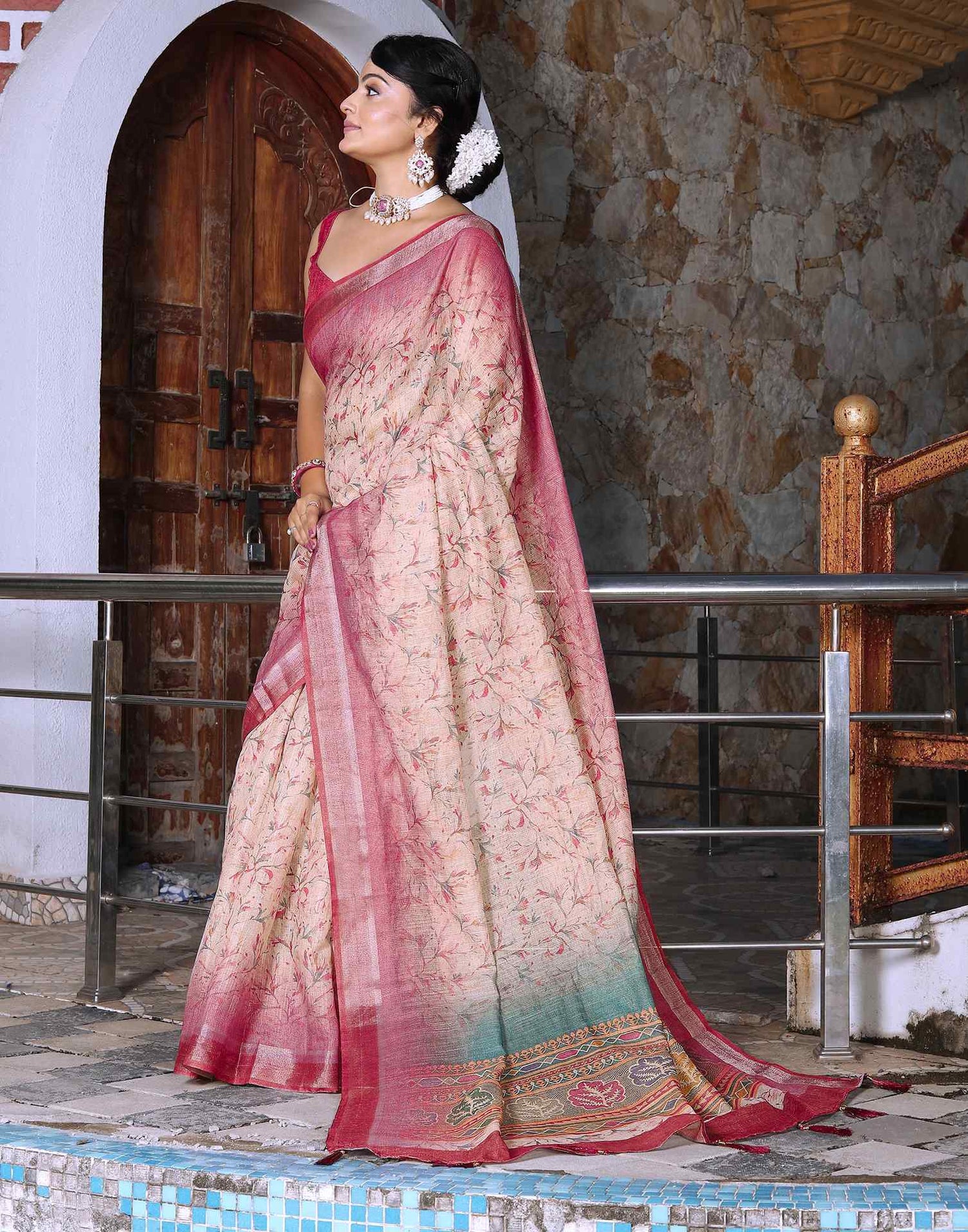 Cream Cotton Printed Saree