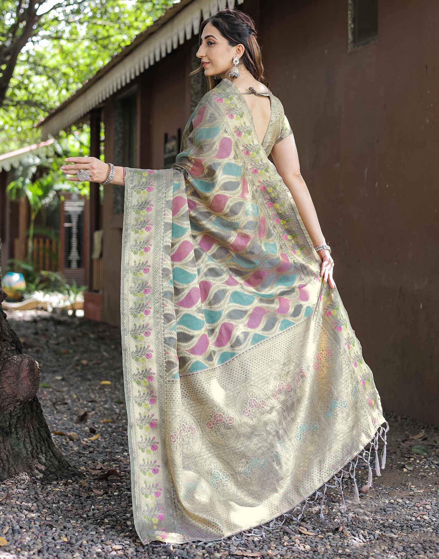 Grey Silk Woven Saree