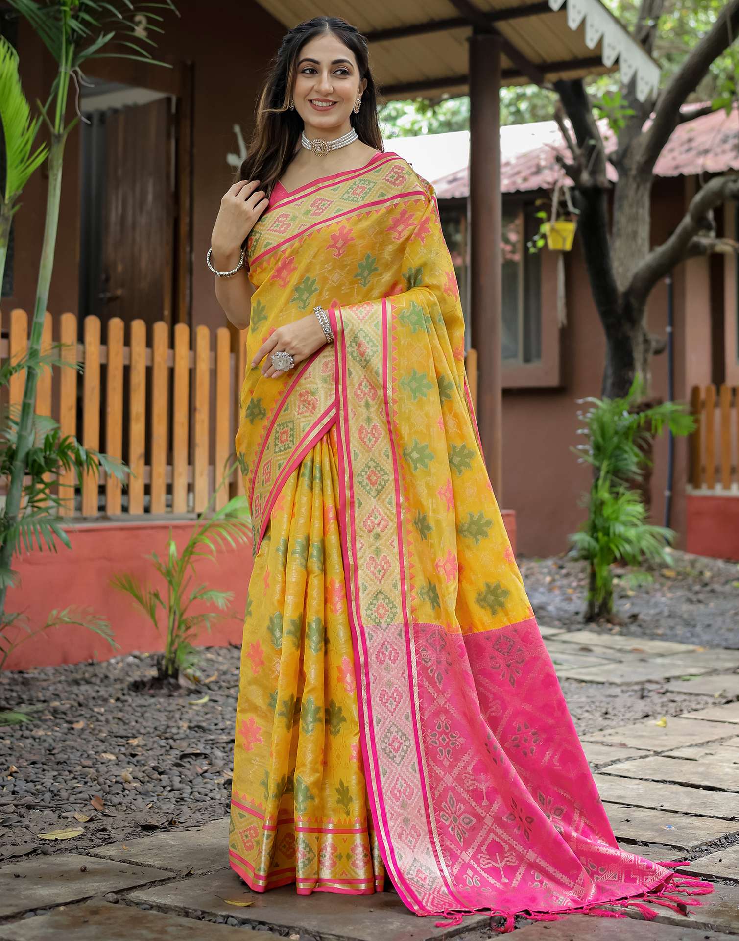 Yellow Silk Woven Banarasi Saree