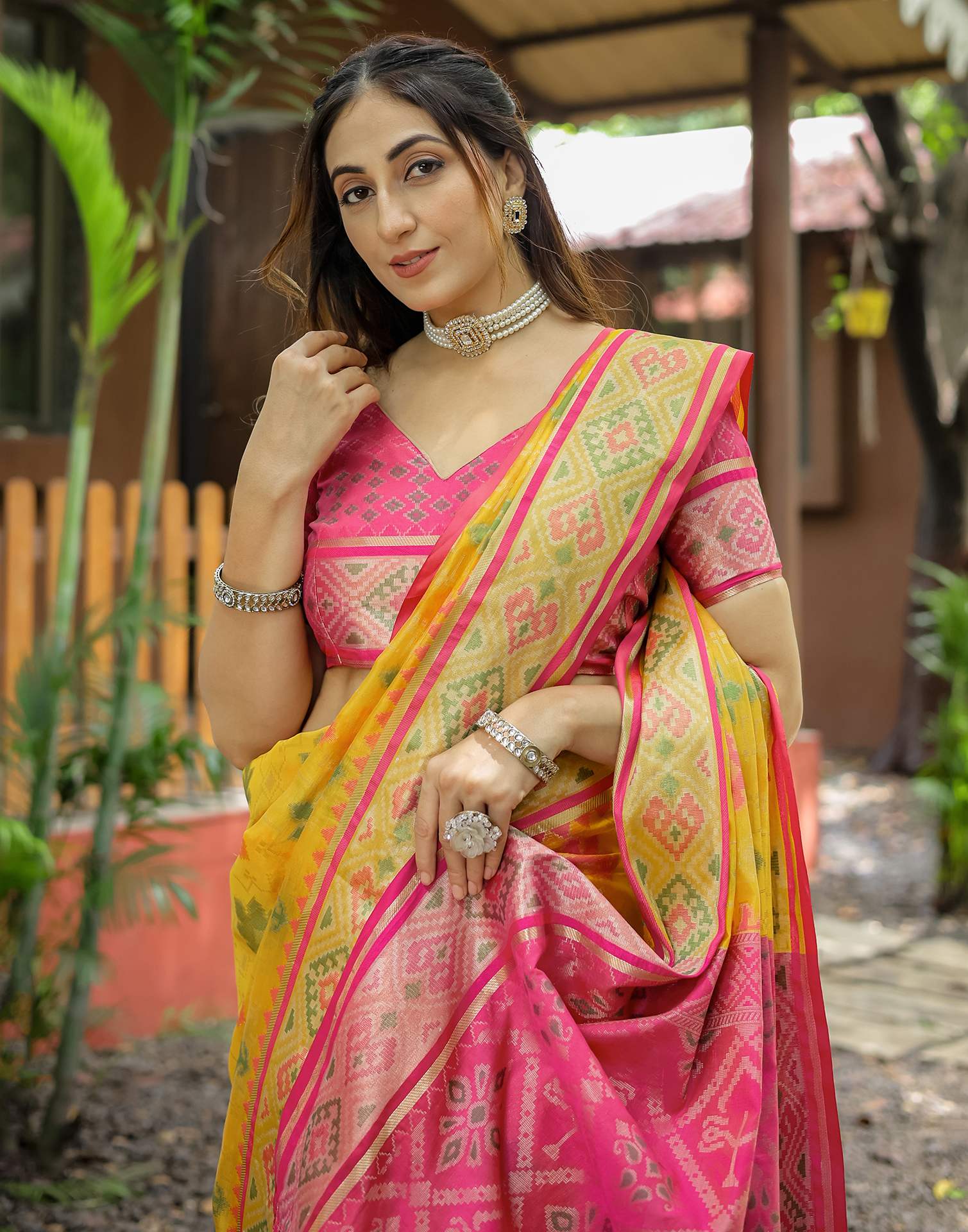 Yellow Silk Woven Banarasi Saree