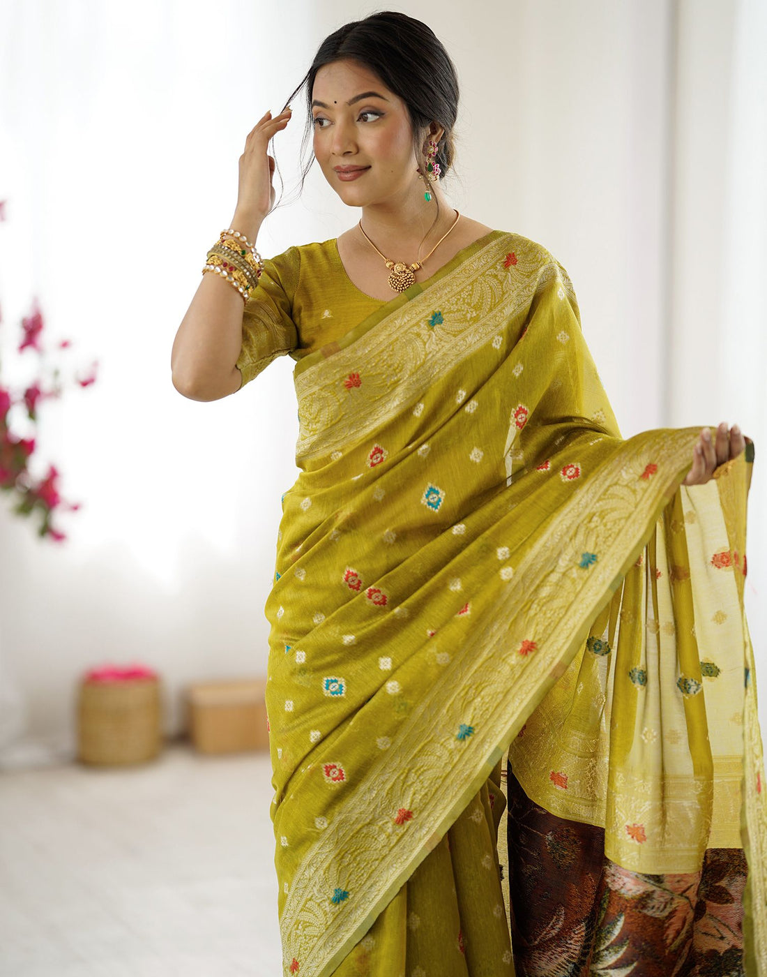 Mehndi Green Chanderi Cotton Woven Saree