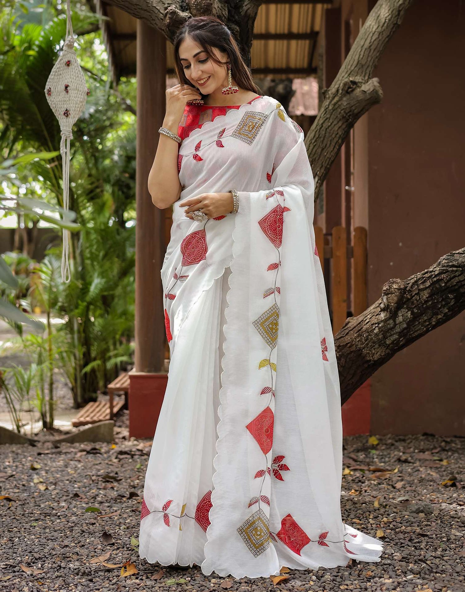 White Cotton Printed Saree